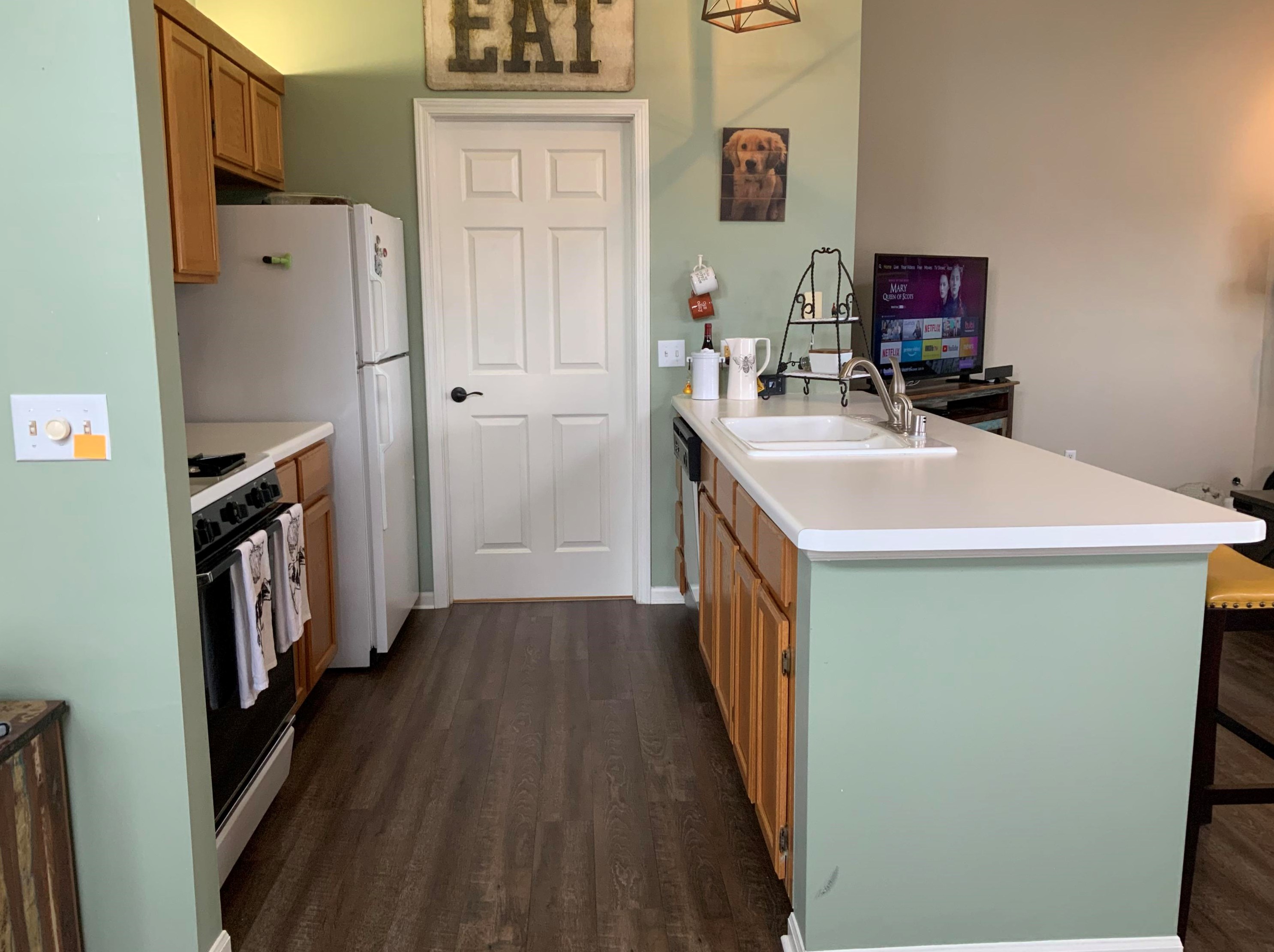734 N Geneva National Ave #6-16, Lake Geneva, WI 53147