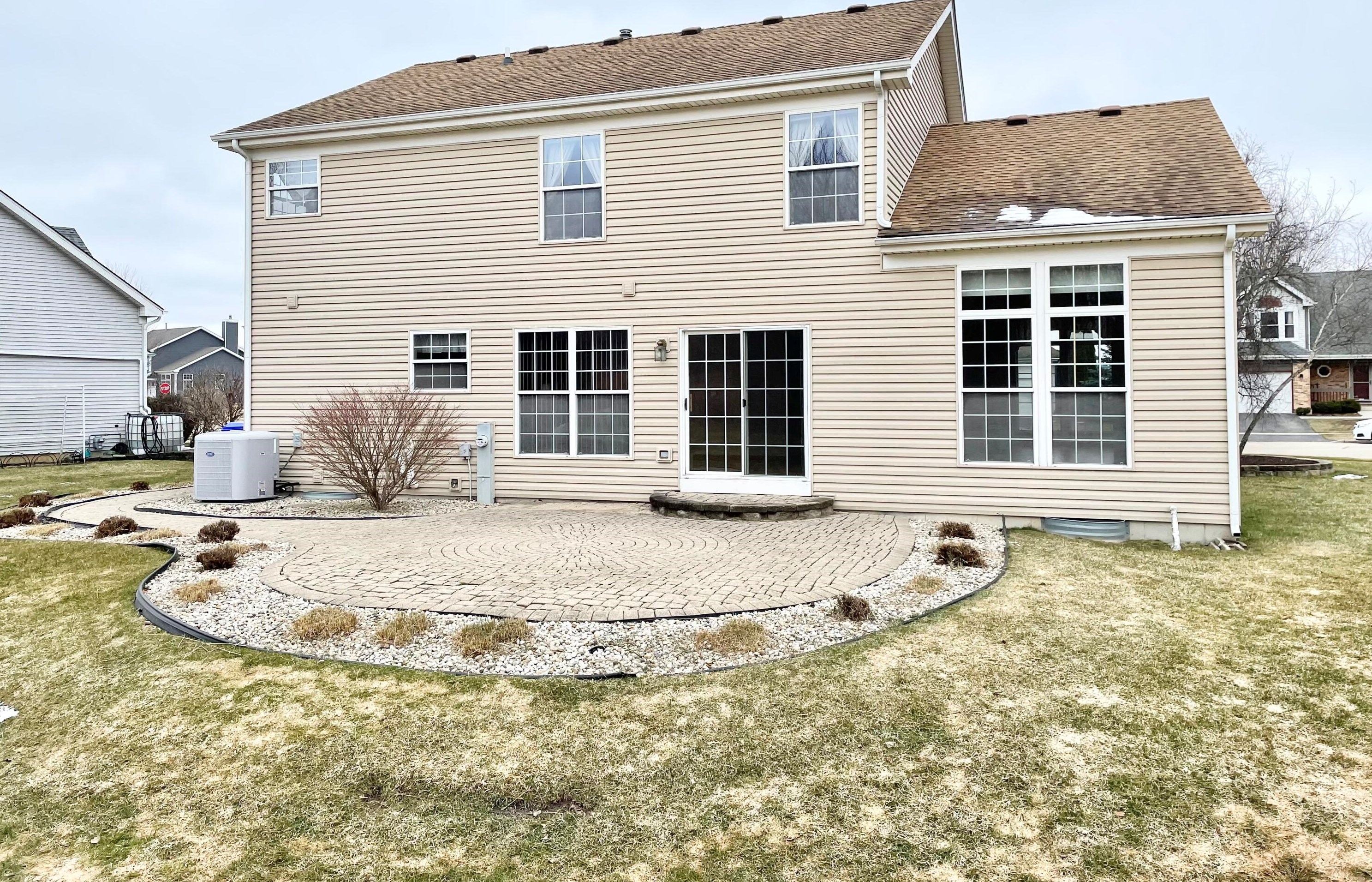 6910 111th Ct, Kenosha, WI 53142-8321