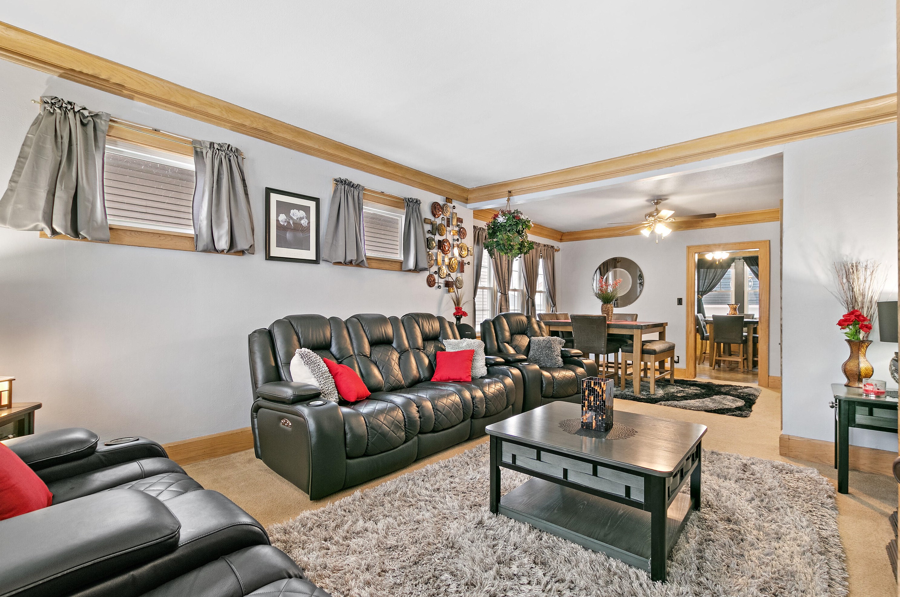 3007 Bate St, Racine, WI 53403-2817