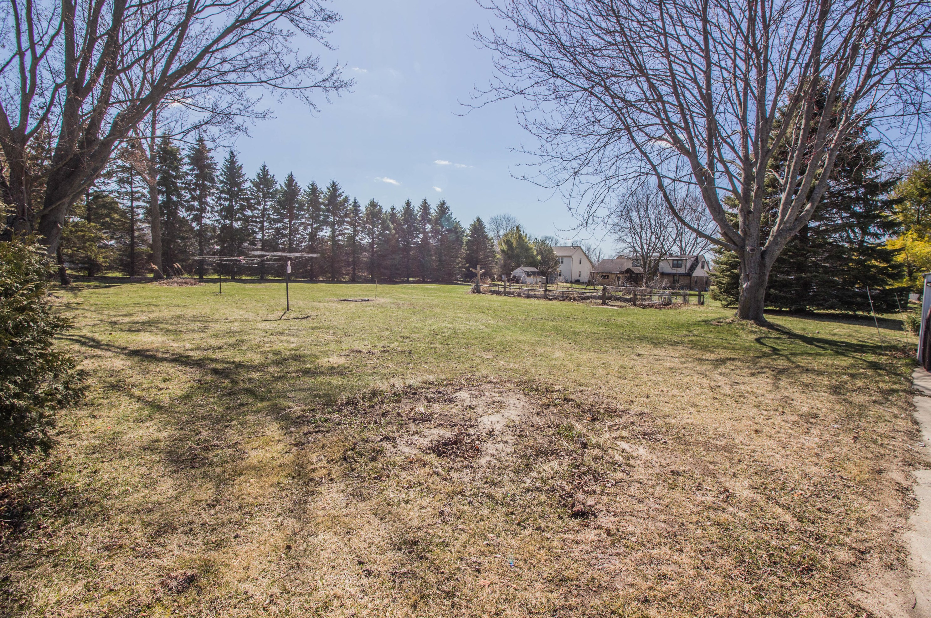 407 Main St, Belgium, WI 53004
