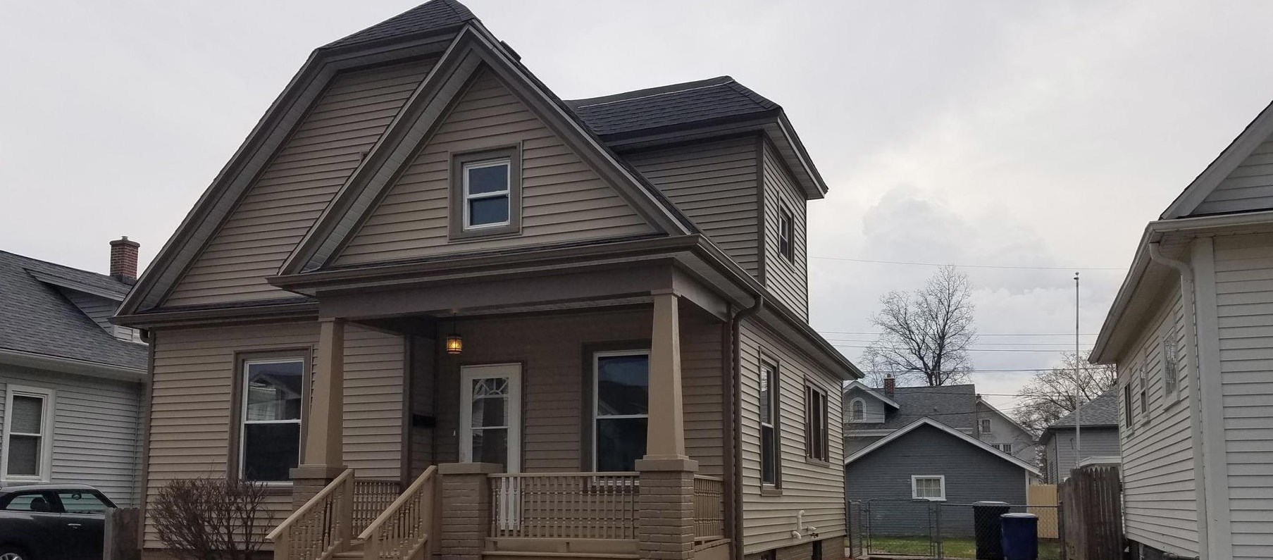 2033 Superior St, Racine, WI 53402-4601