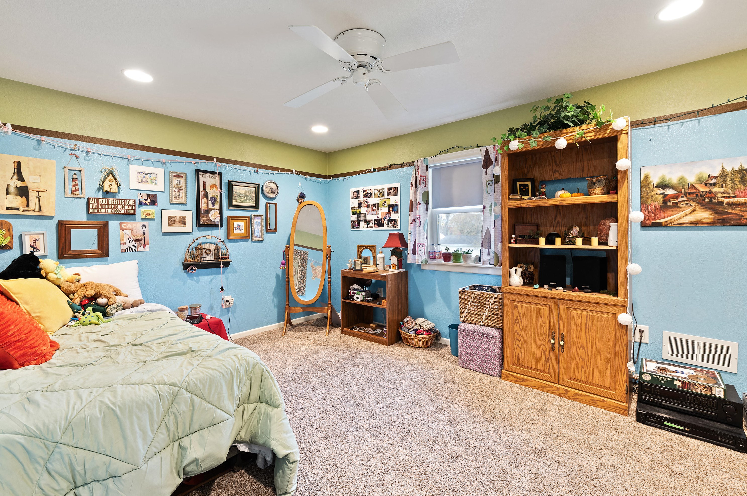 125 Liberty St, Belgium WI  53004-9536 exterior