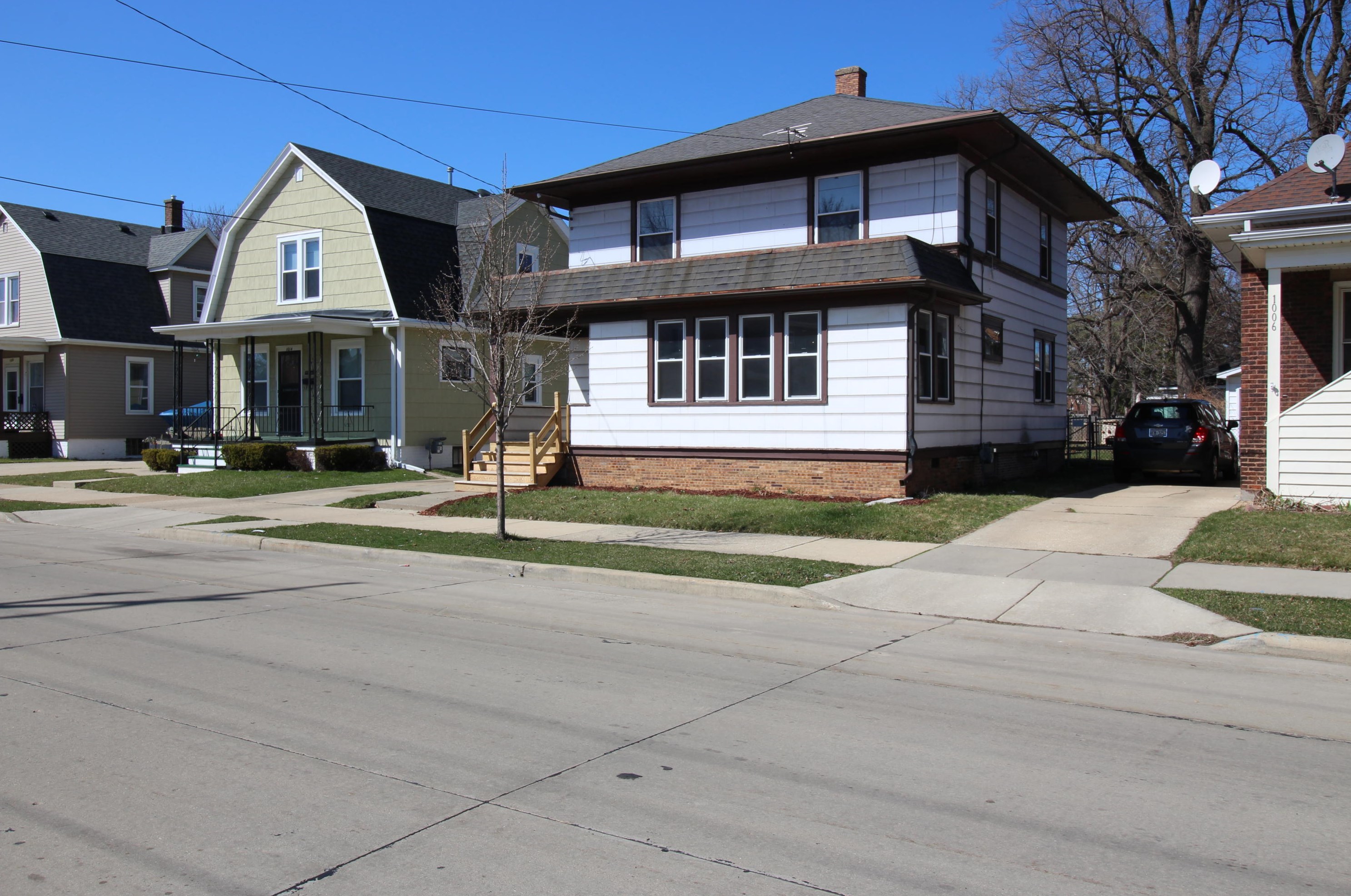 1012 Yout St, Racine, WI 53402-4642