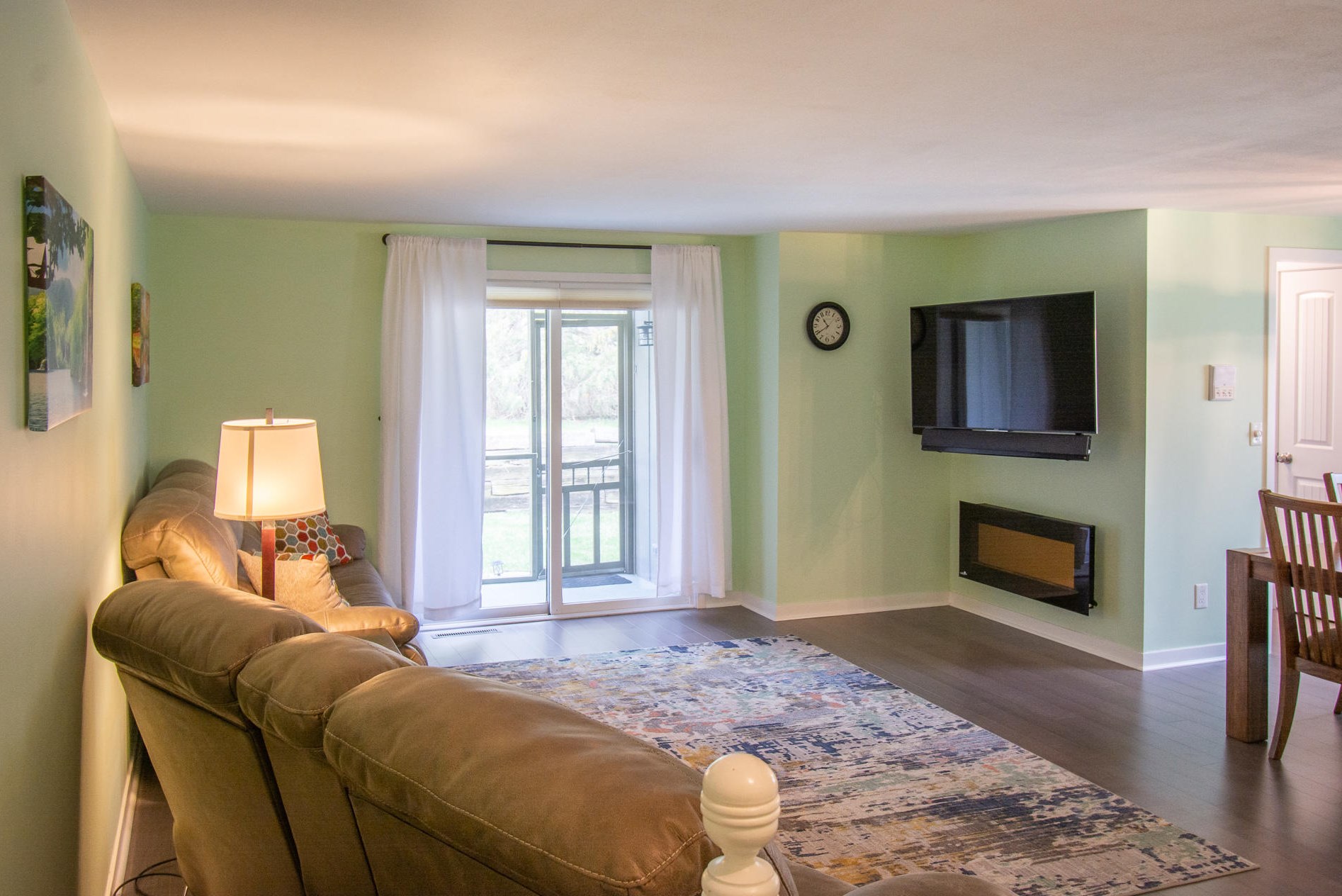 950 Woodridge Ct #5a, Lake Geneva, WI 53147