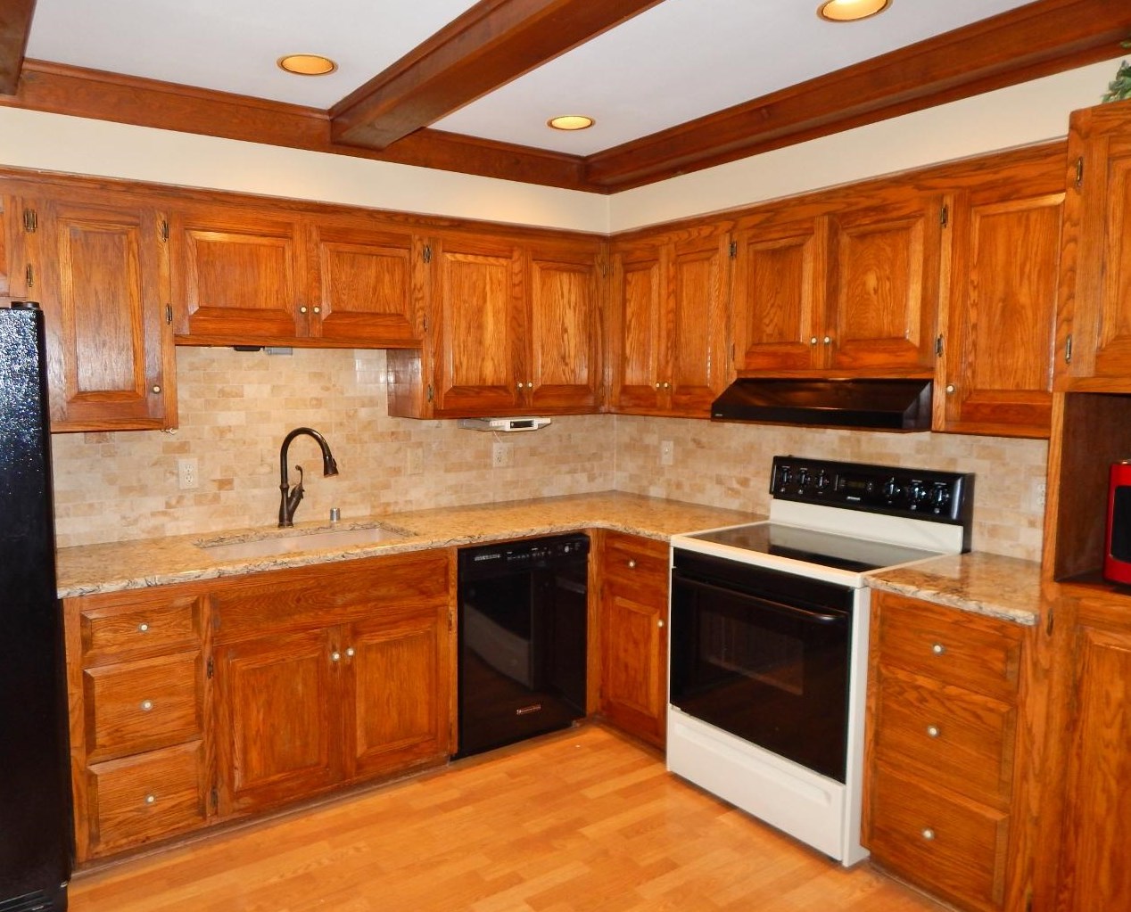 16965 Judith Ln, Brookfield, WI 53005-6317
