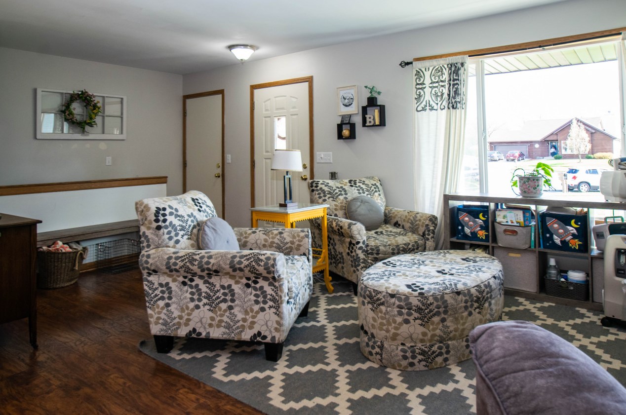 221 Nicholas Dr, Delavan, WI 53115-2249