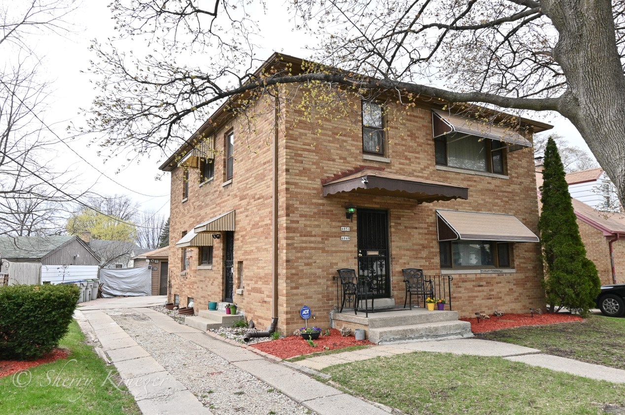 4849 62nd St, Milwaukee, WI 53218-4114