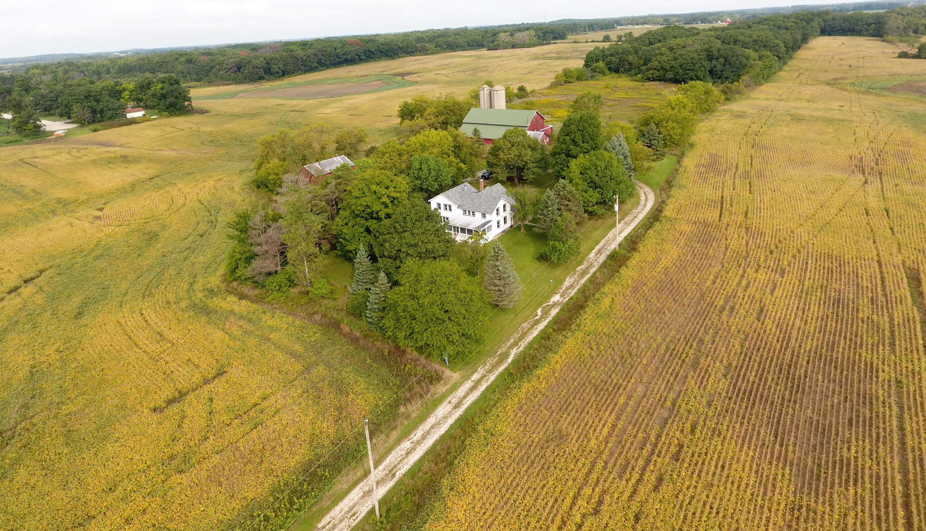 24400 18th St, Kansasville, WI 53139