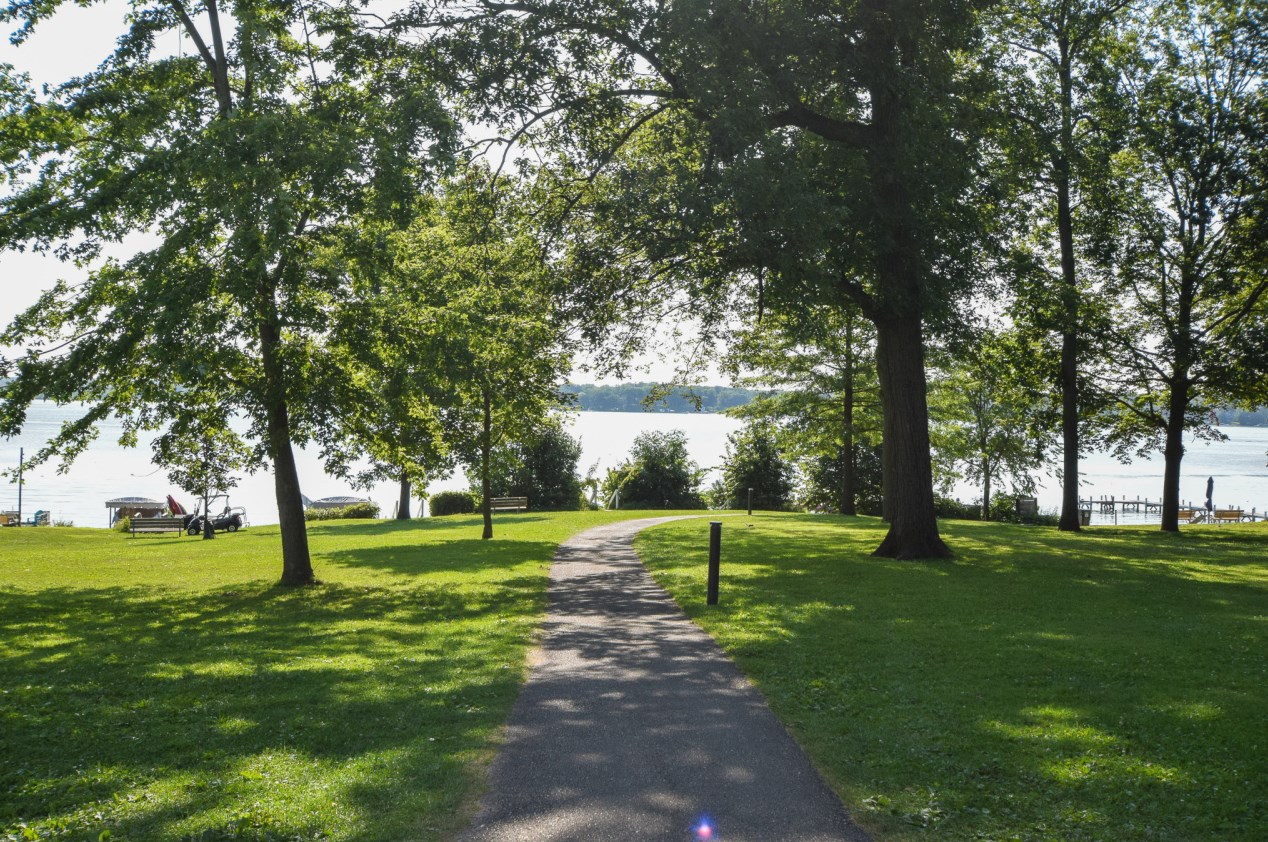 1717 Lincoln Ave, Delavan WI  53115-4010 exterior
