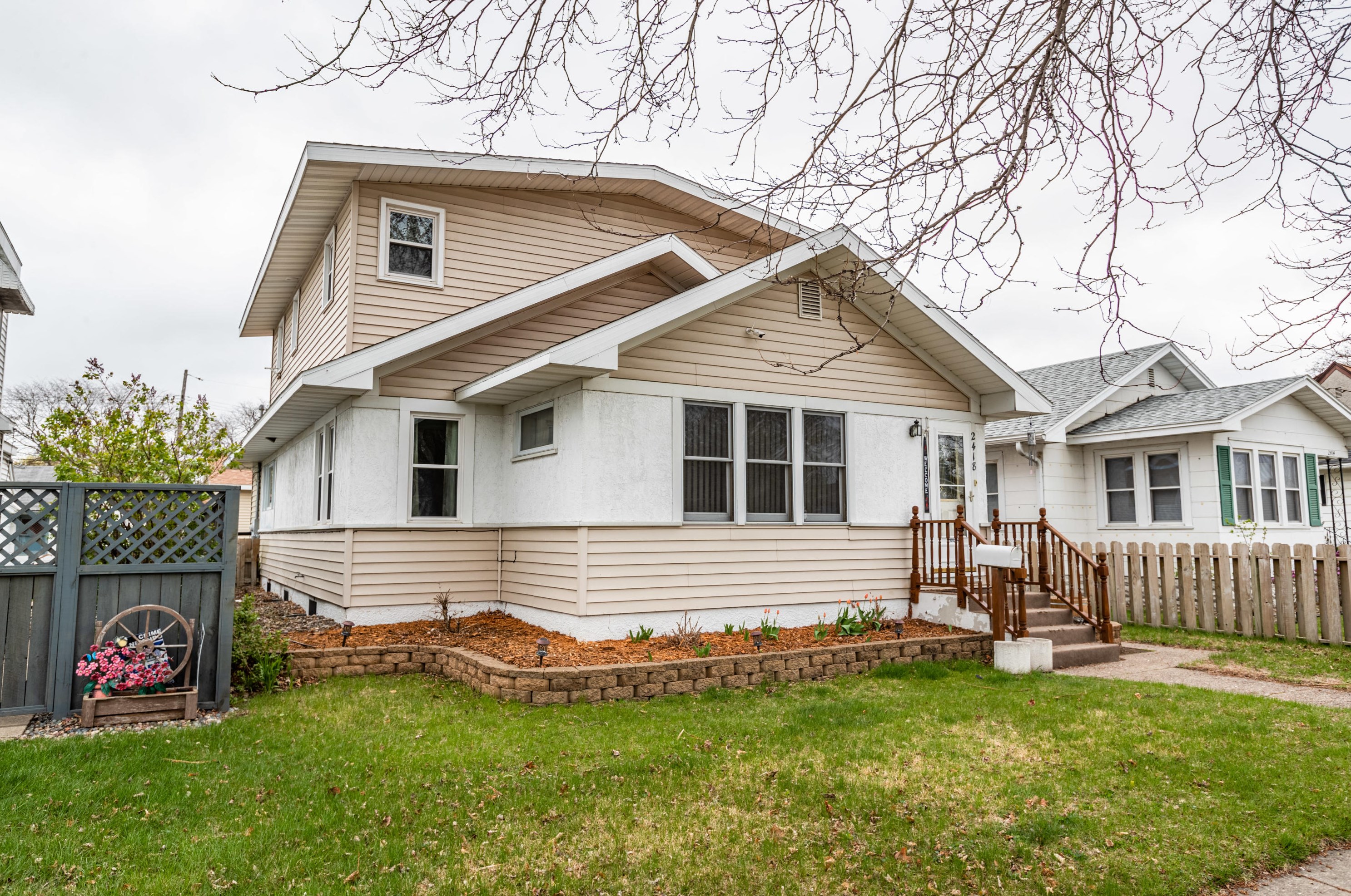 2418 Wood St, La Crosse, WI 54603