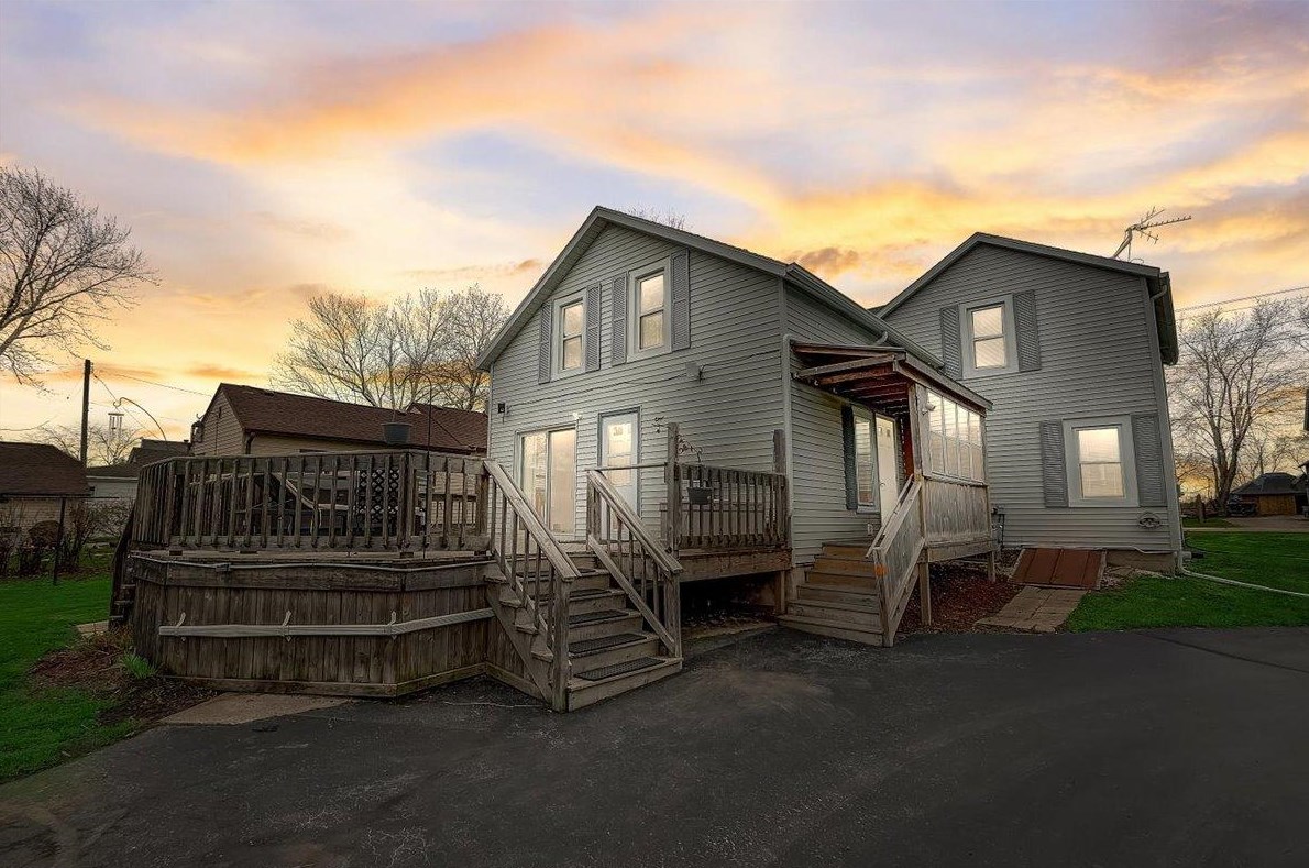 2521 Wisconsin St, Sturtevant, WI 53177