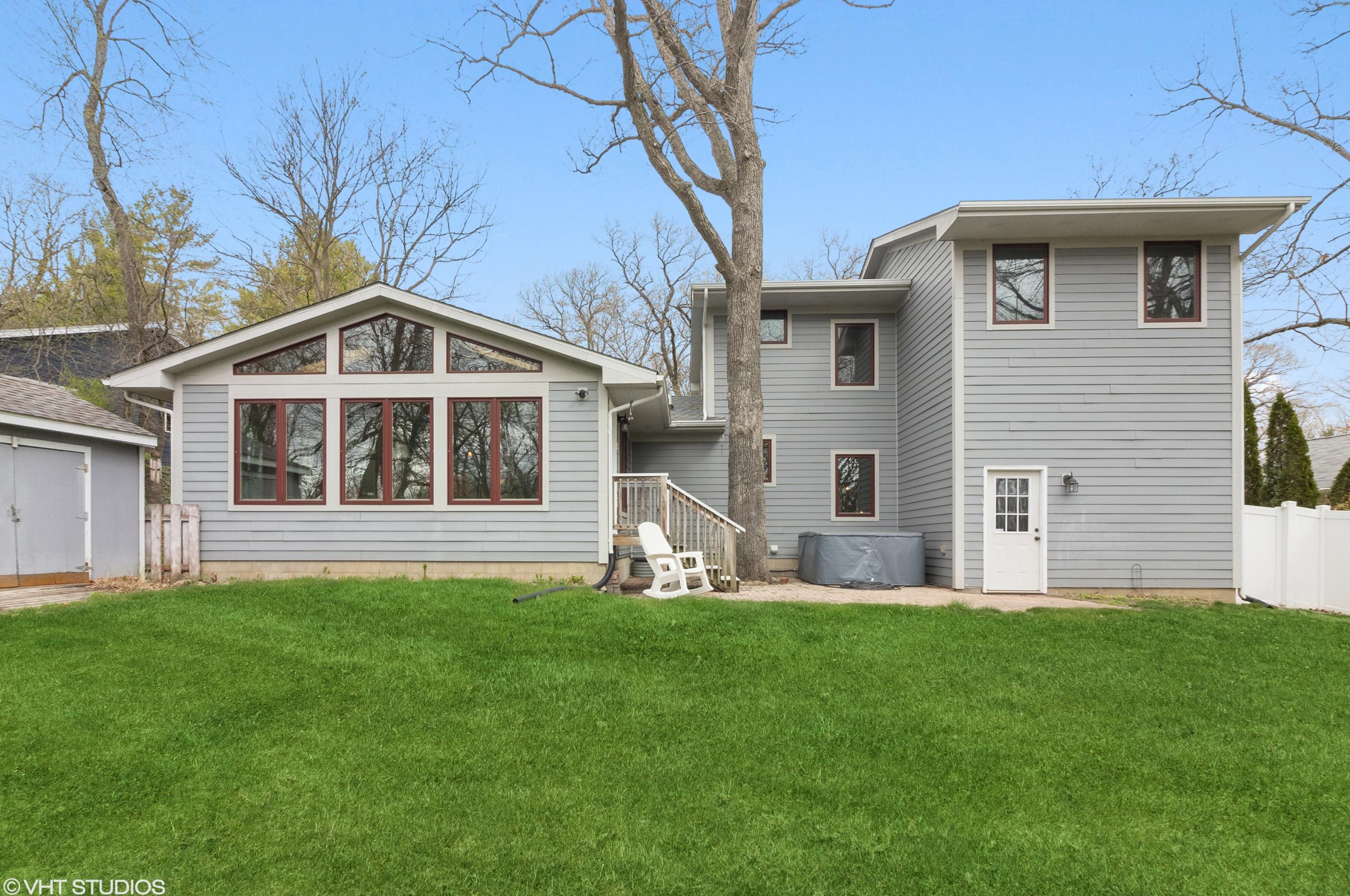 4031 Cardinal Ln, Delavan, WI 53115