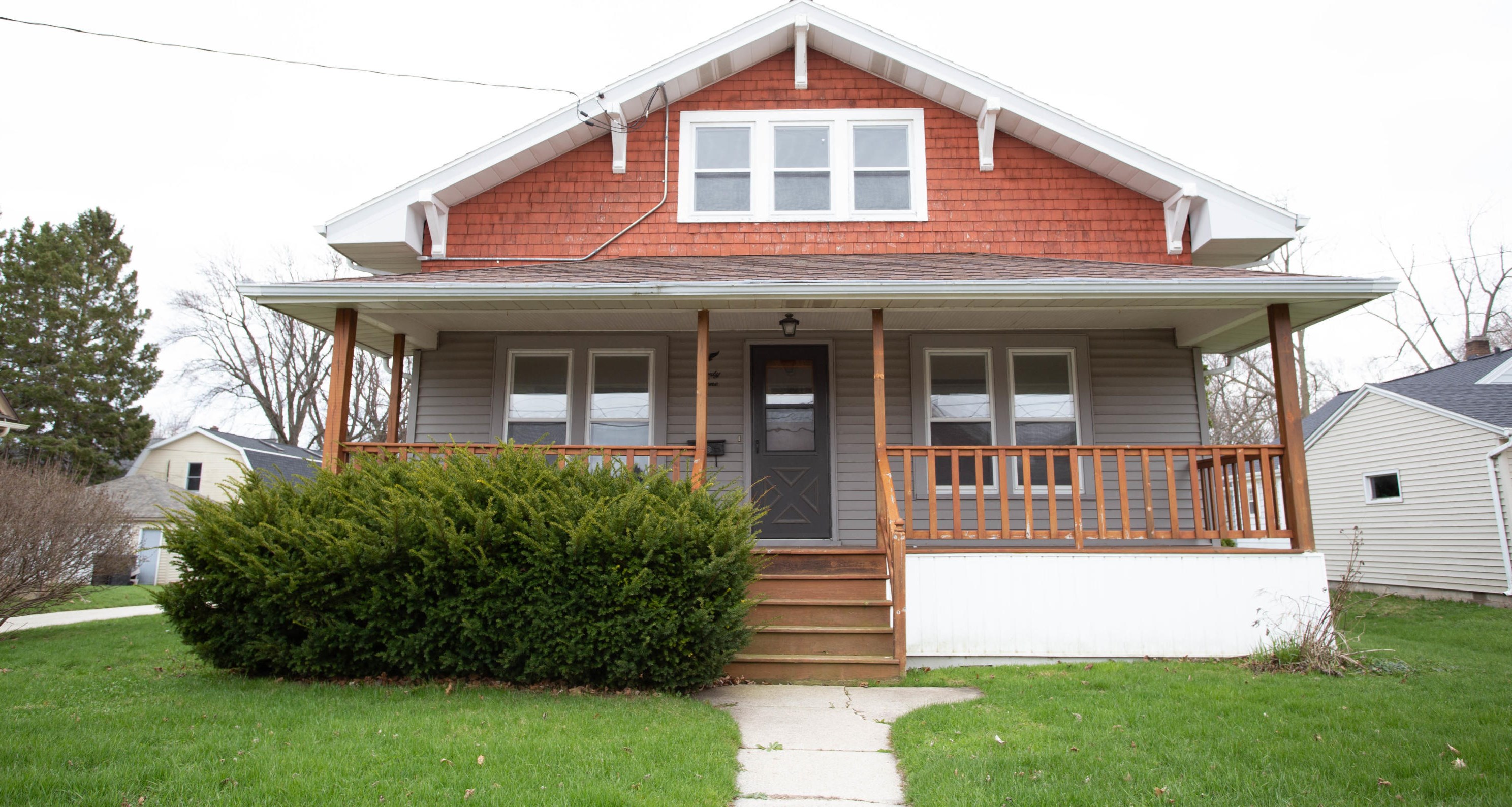49 W Union Ave, Cedar Grove, WI 53013