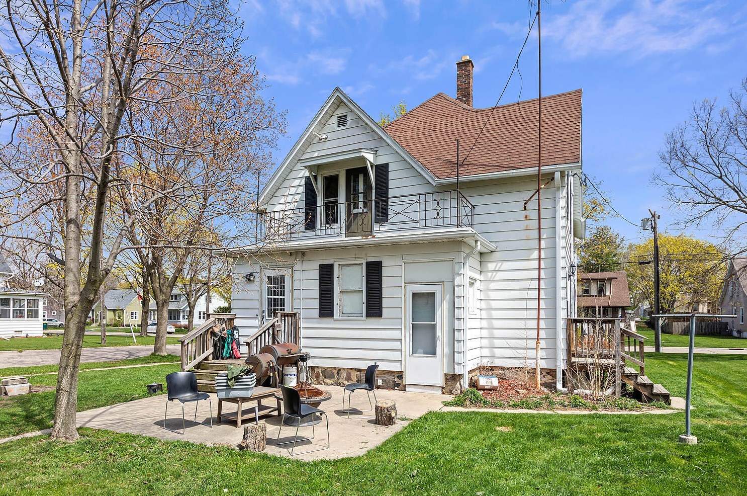 311 Jackson St, Fort Atkinson WI  53538-1631 exterior