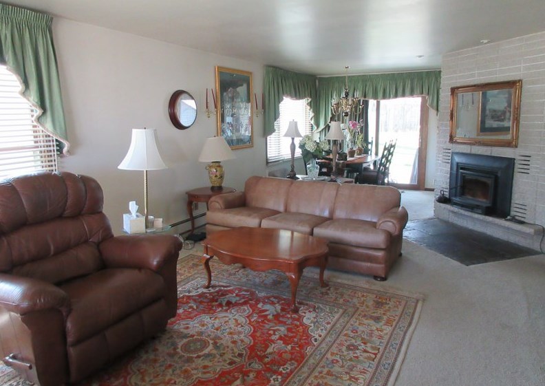 1214 30th St, Sheboygan, WI 53081-3151