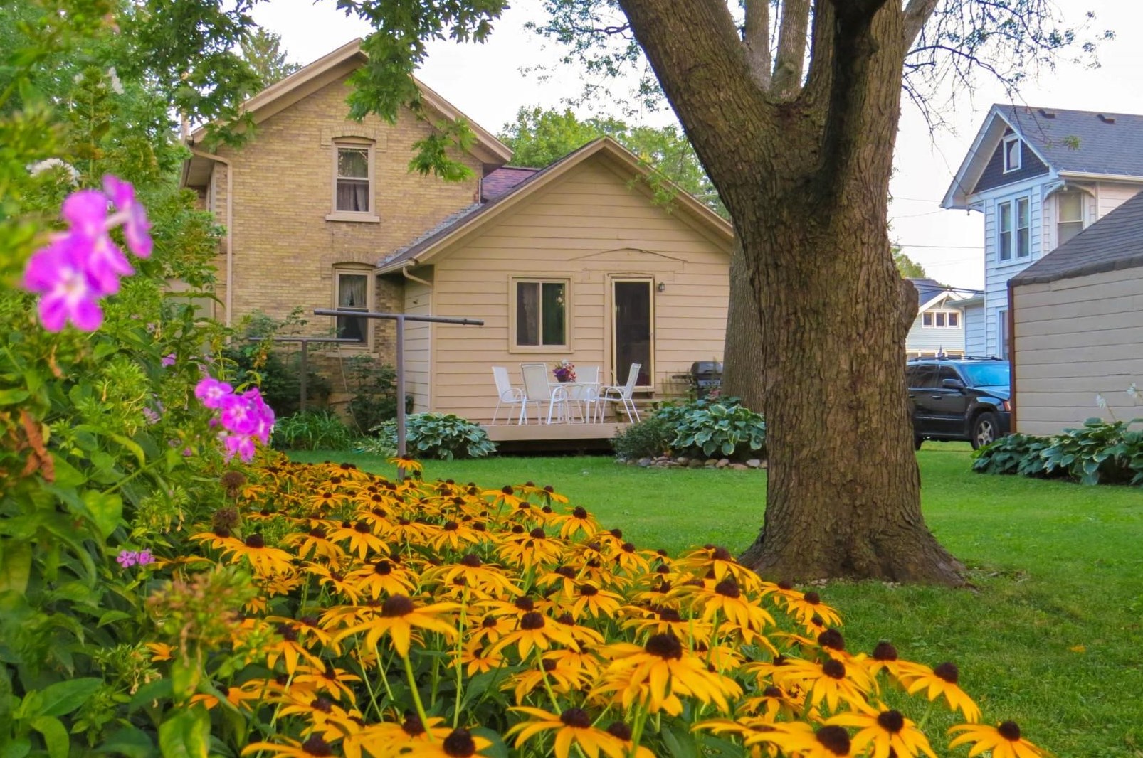 306 S 9th St, Watertown, WI 53094