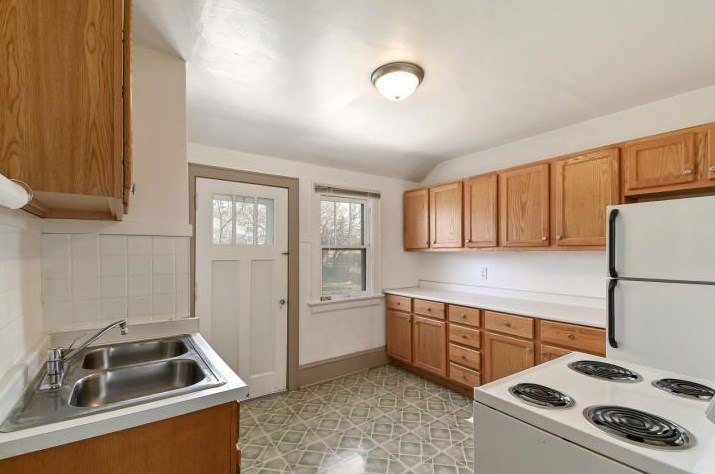 9404 W Hayes Ave #9406, Milwaukee, WI 53227