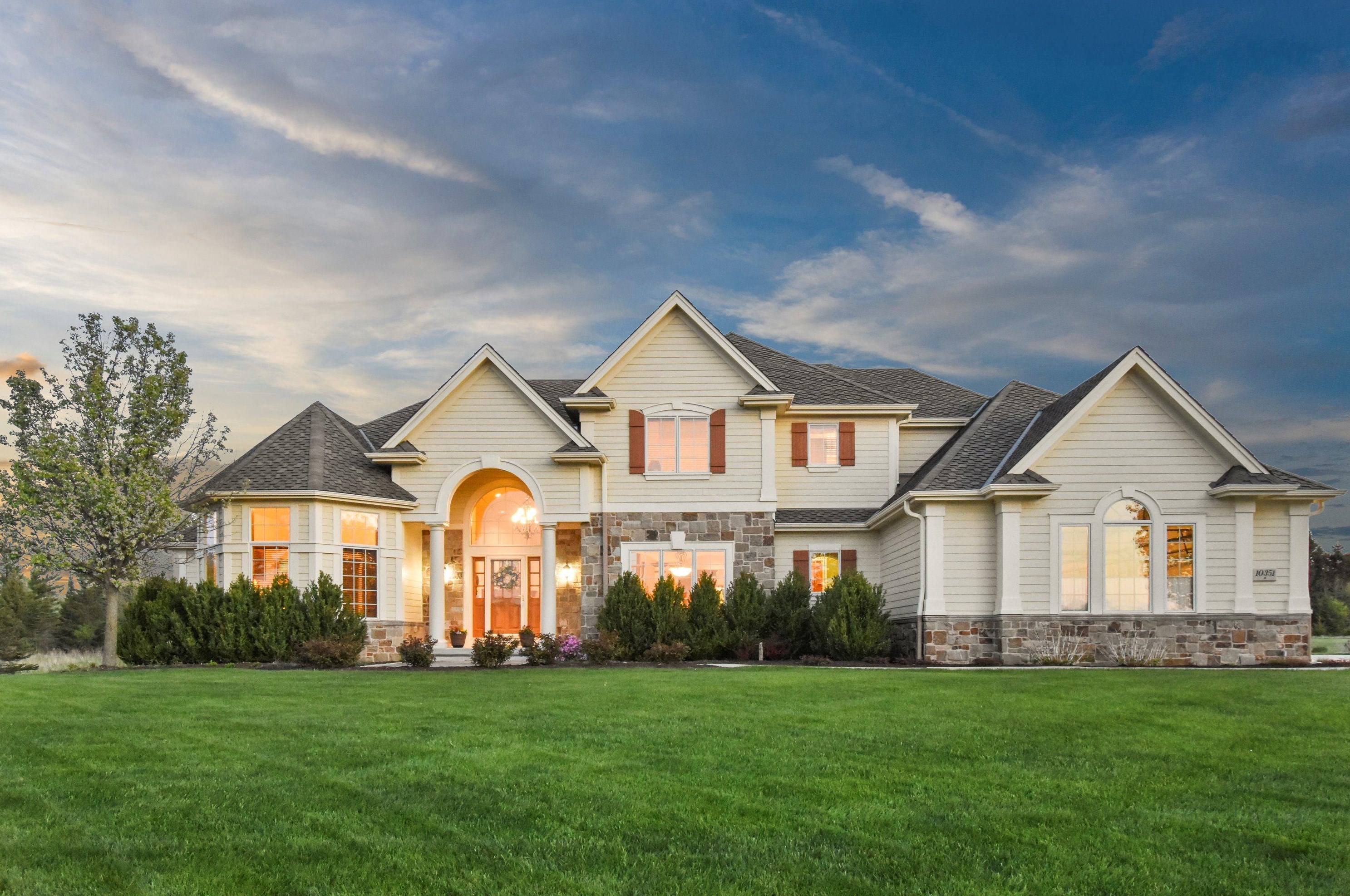 10351 Stoneset Cir, Cedarburg, WI 53012-9560