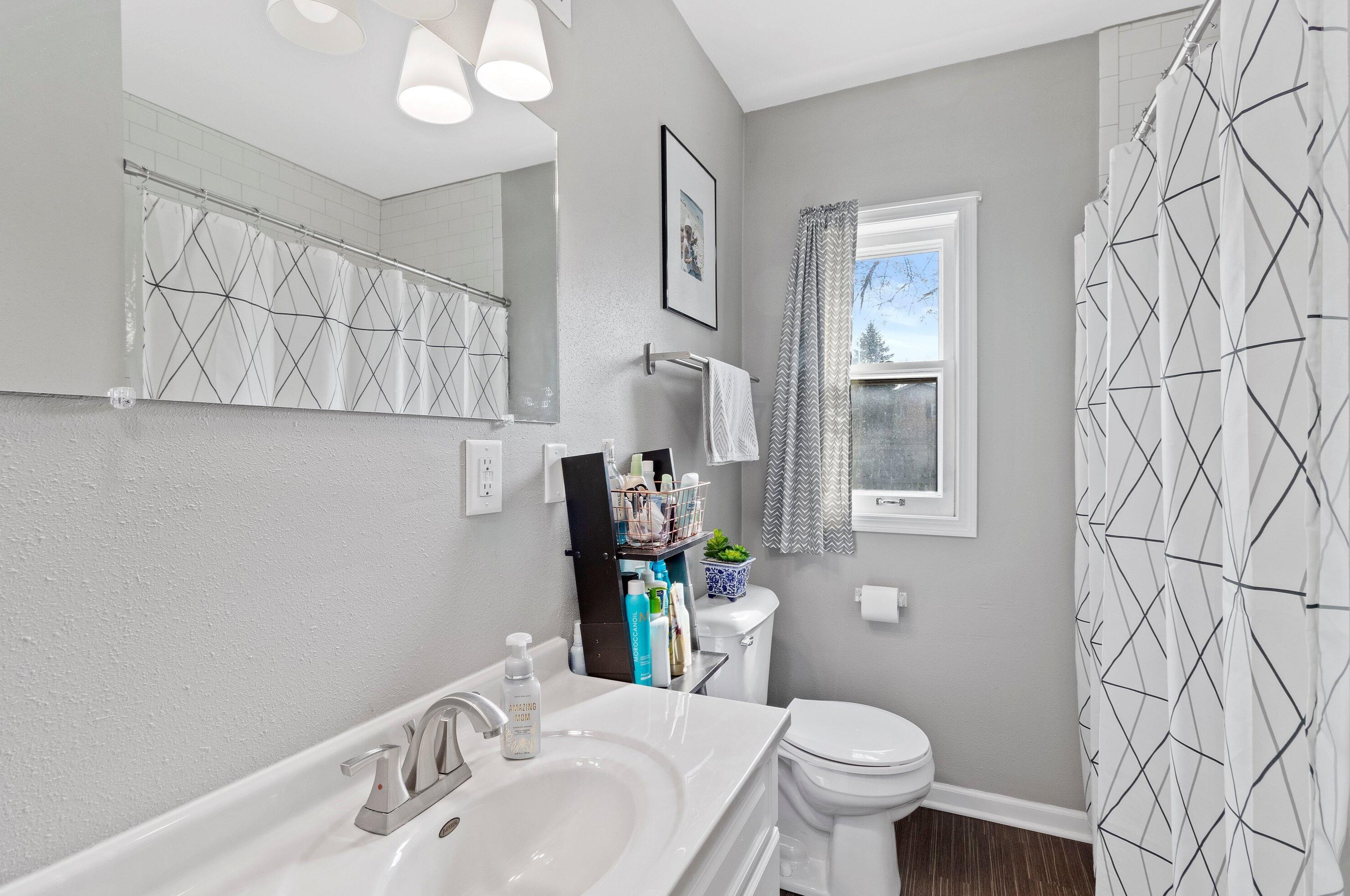 11717 Watertown Plank Rd, Milwaukee WI 53226-3340 exterior