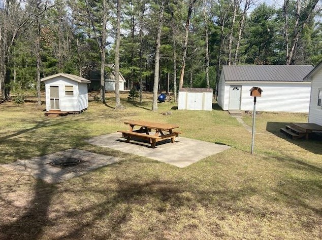 15661 Gewont Ln, Crivitz, WI 54114