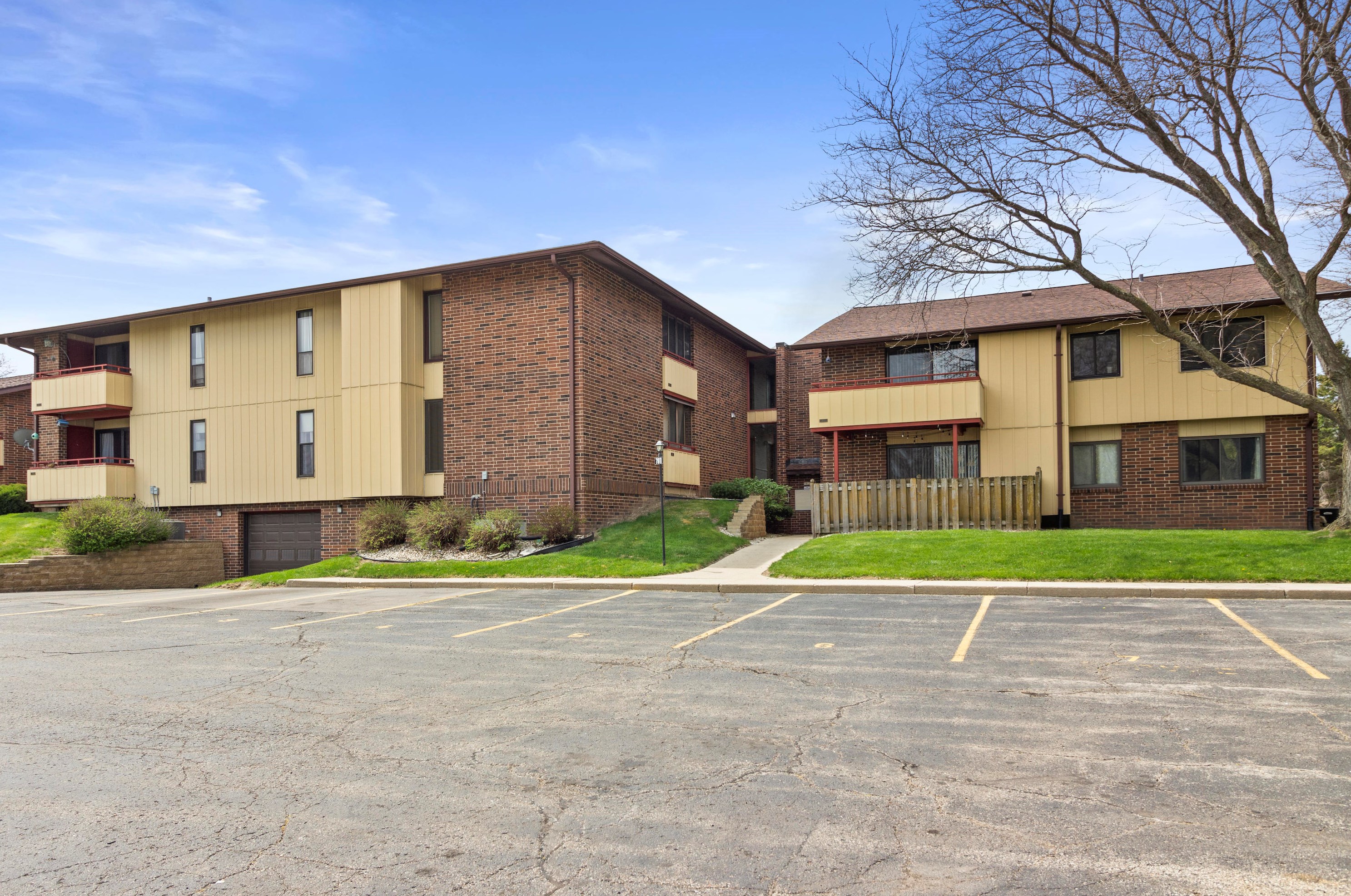 7911 S 68th St #205, Hales Corners, WI 53132