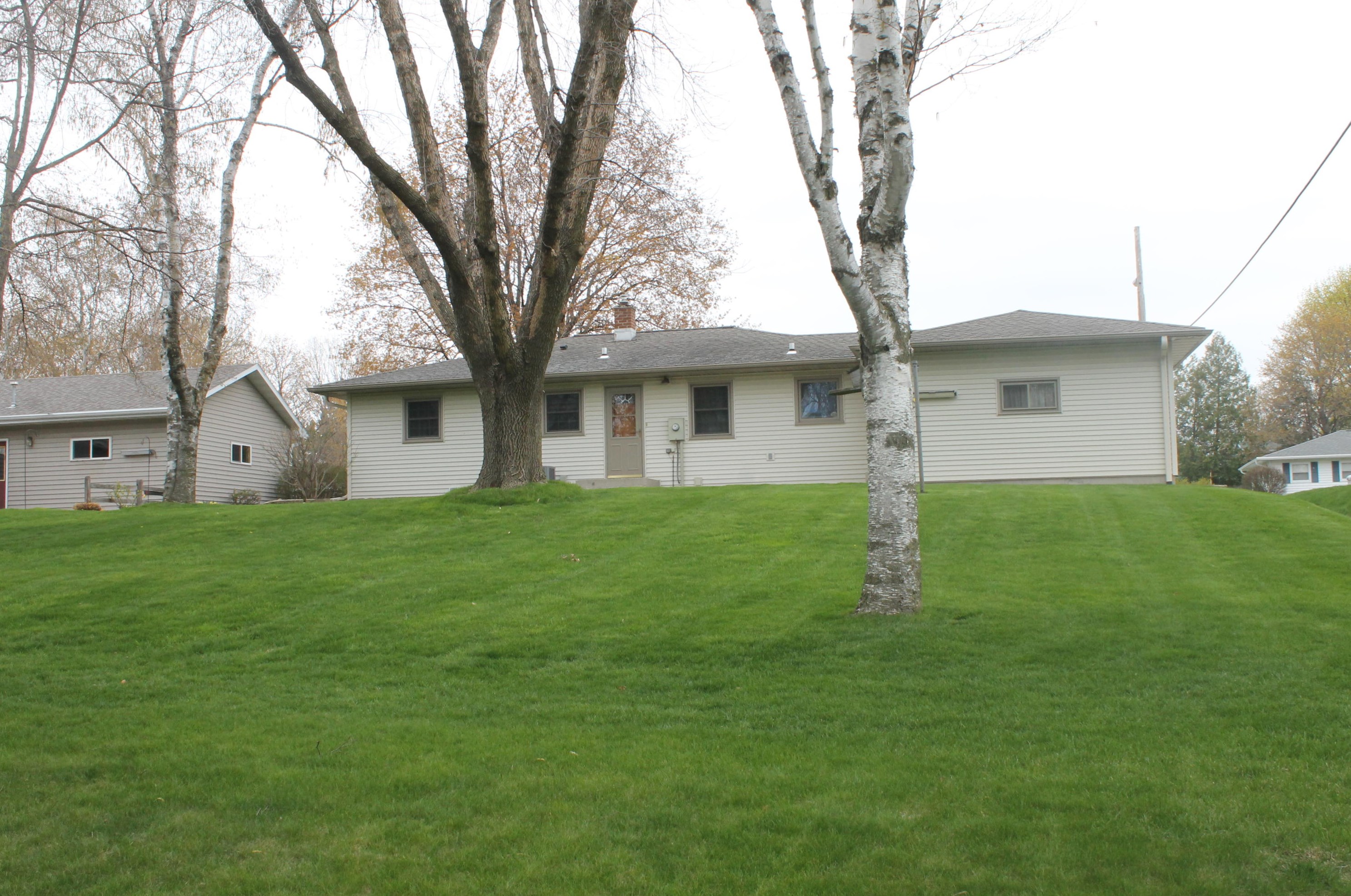2201 Mary Ave, New Holstein, WI 53061