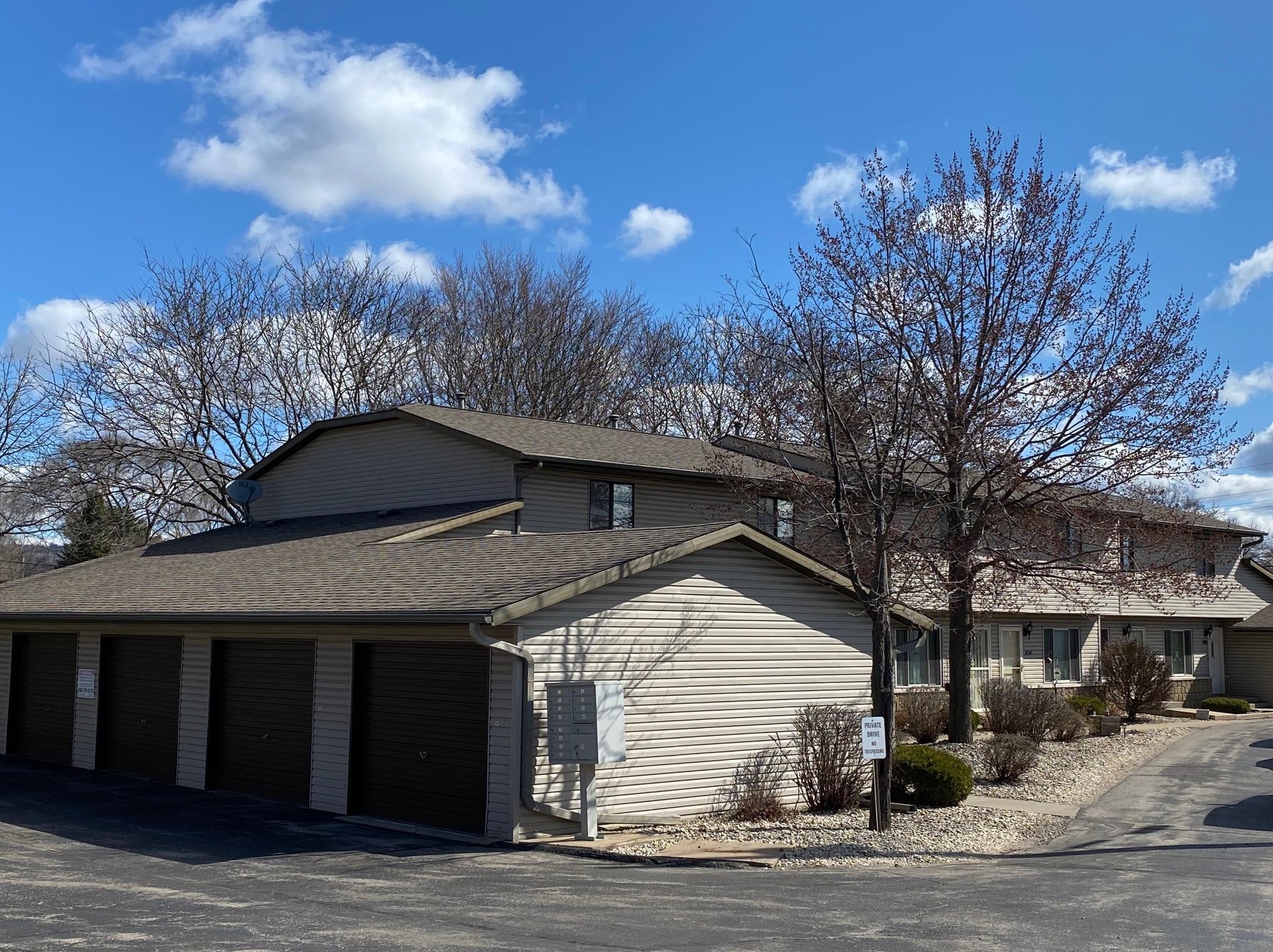 3631 Mormon Coulee Rd #a, La Crosse, WI 54601