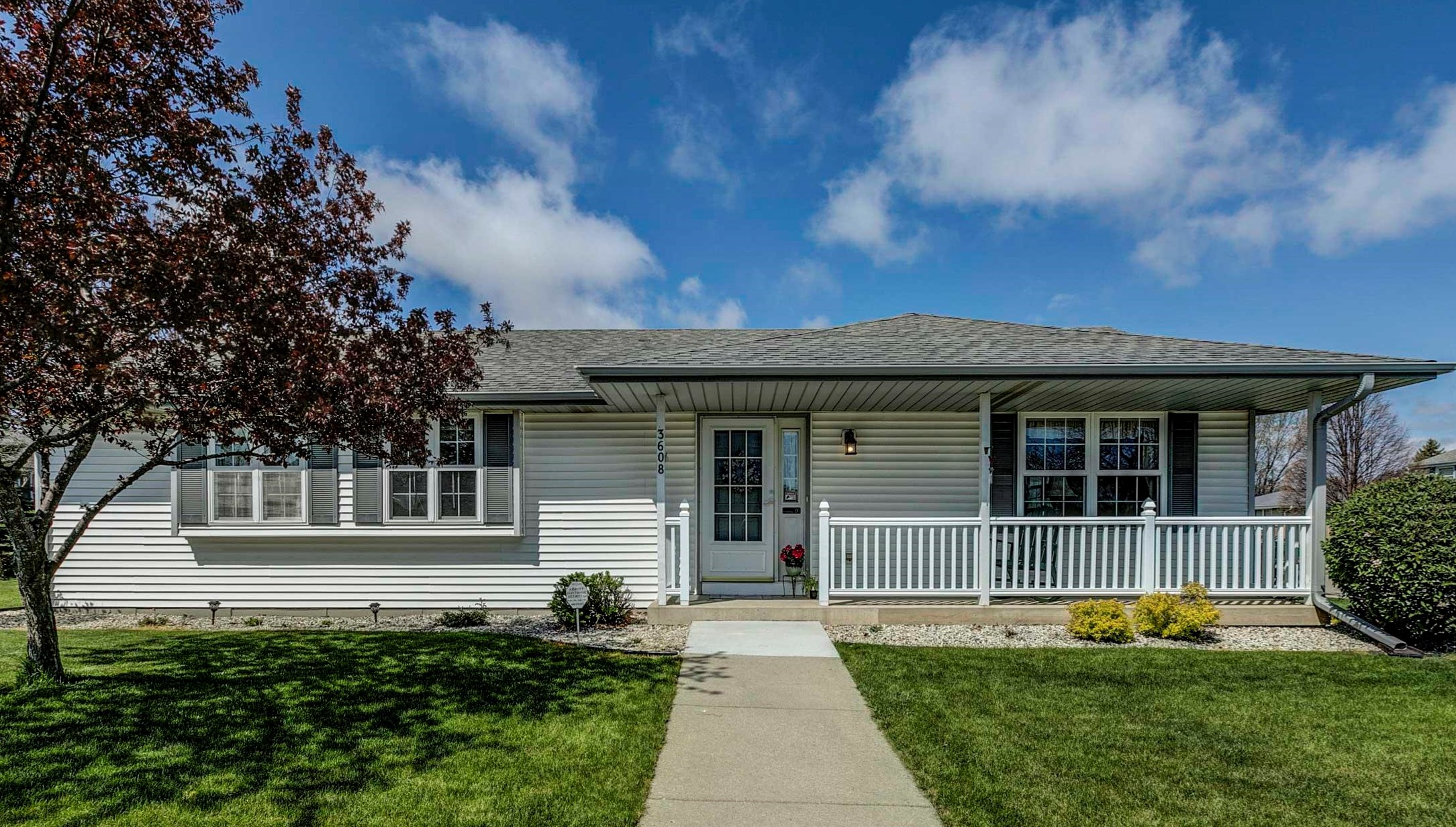 3608 Kennsington Square Rd, Sturtevant, WI 53177