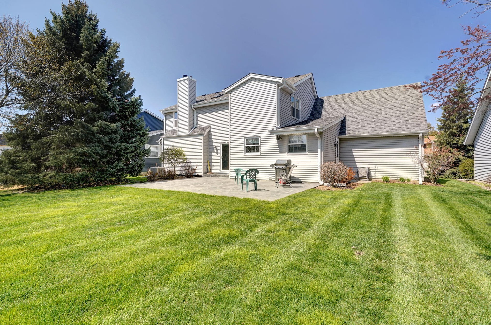 3017 89th St, Kenosha, WI 53142