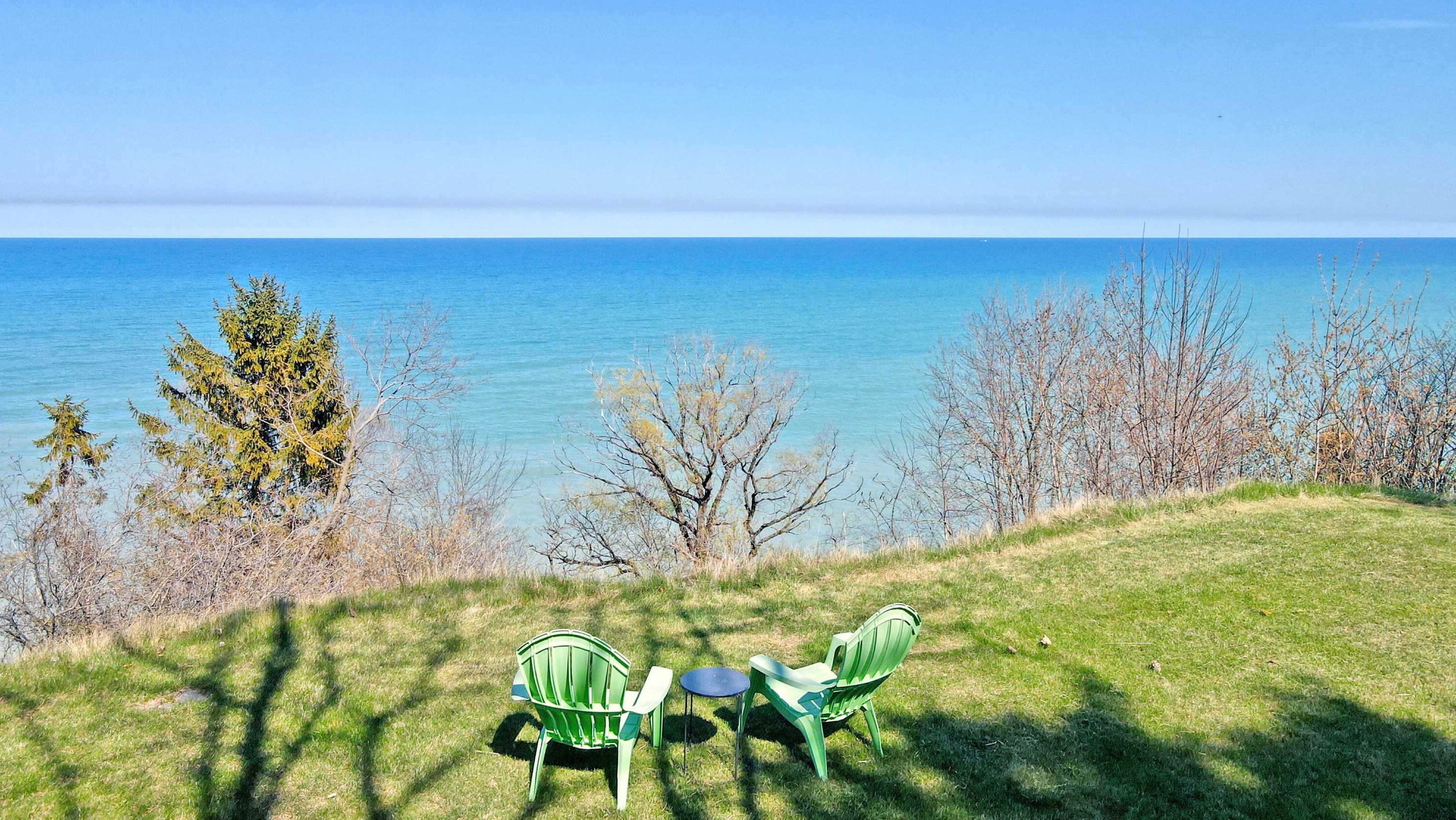 12220 N Lake Shore Dr, Thiensville, WI 53092