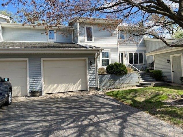 830 S 2nd St #3, Delavan, WI 53115