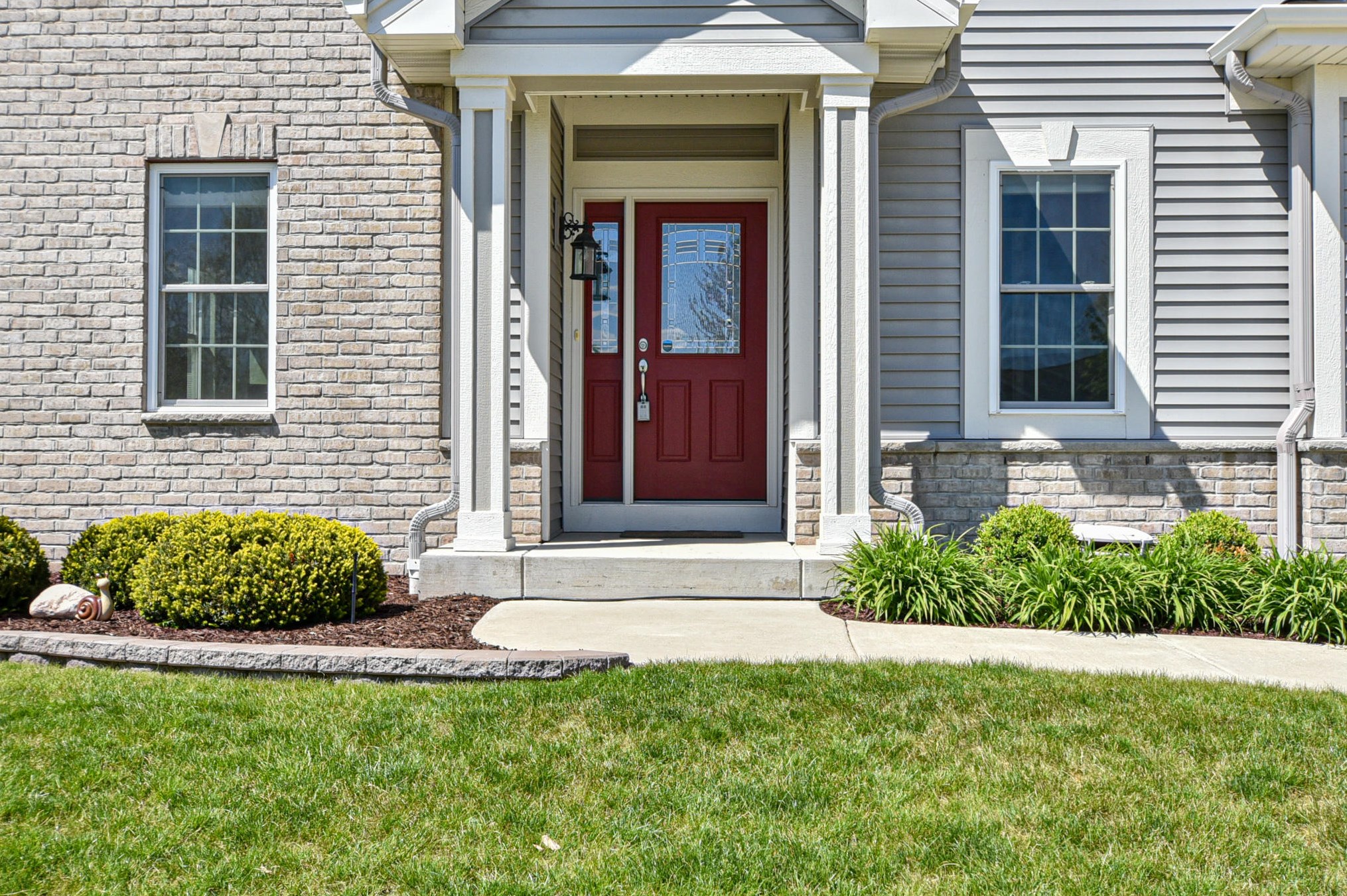 854 Meadowgate Dr, Waterford, WI 53185