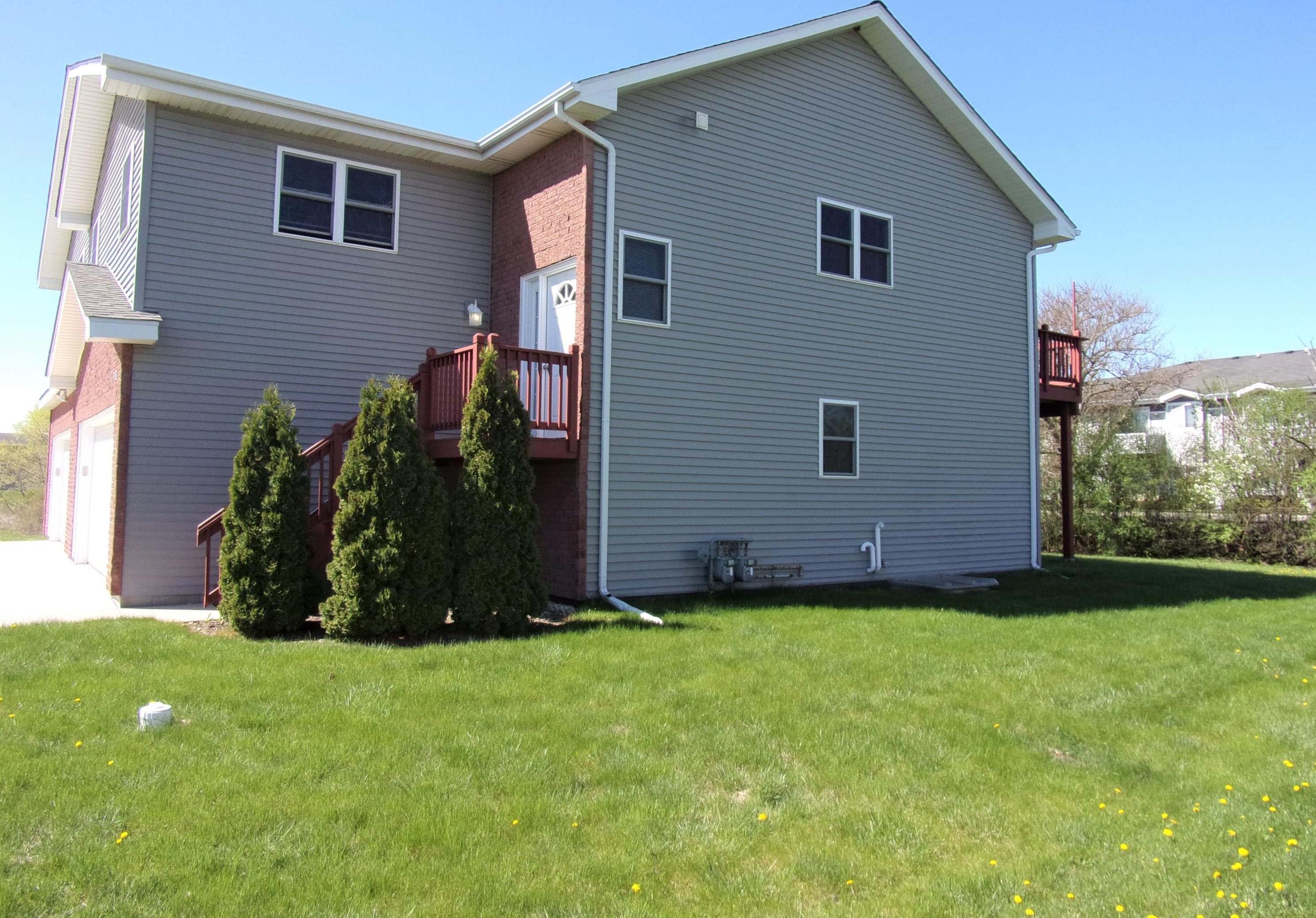 908 Century Way, Racine, WI 53406-5667