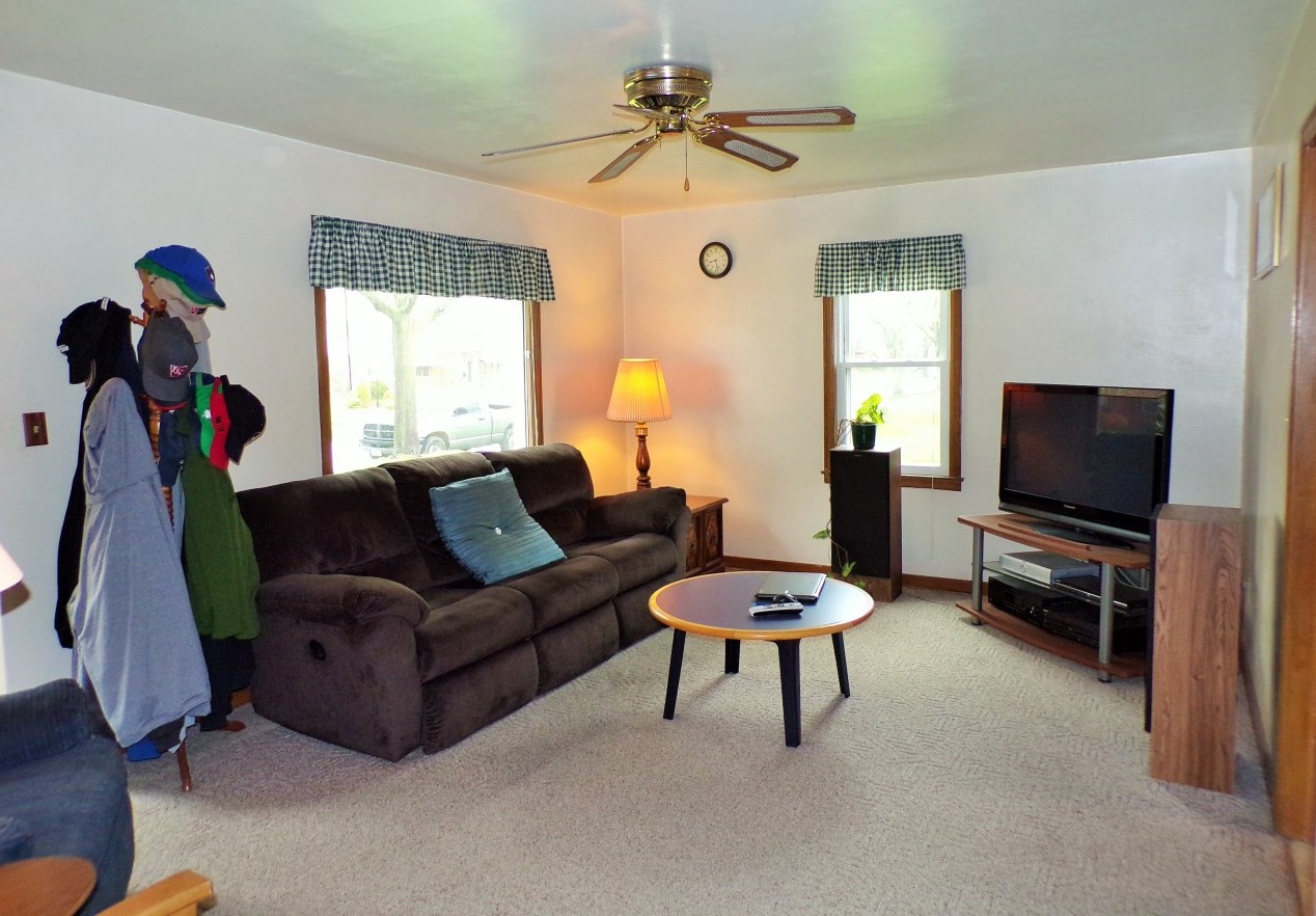 2712 7th St, Sheboygan WI  53081-6802 exterior