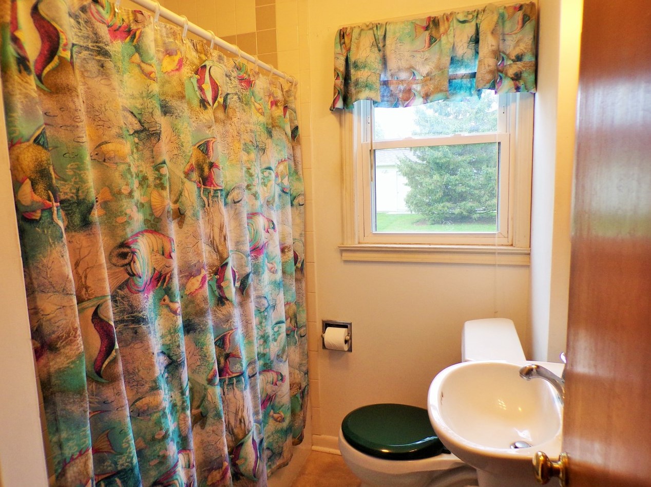 2712 7th St, Sheboygan WI  53081-6802 exterior