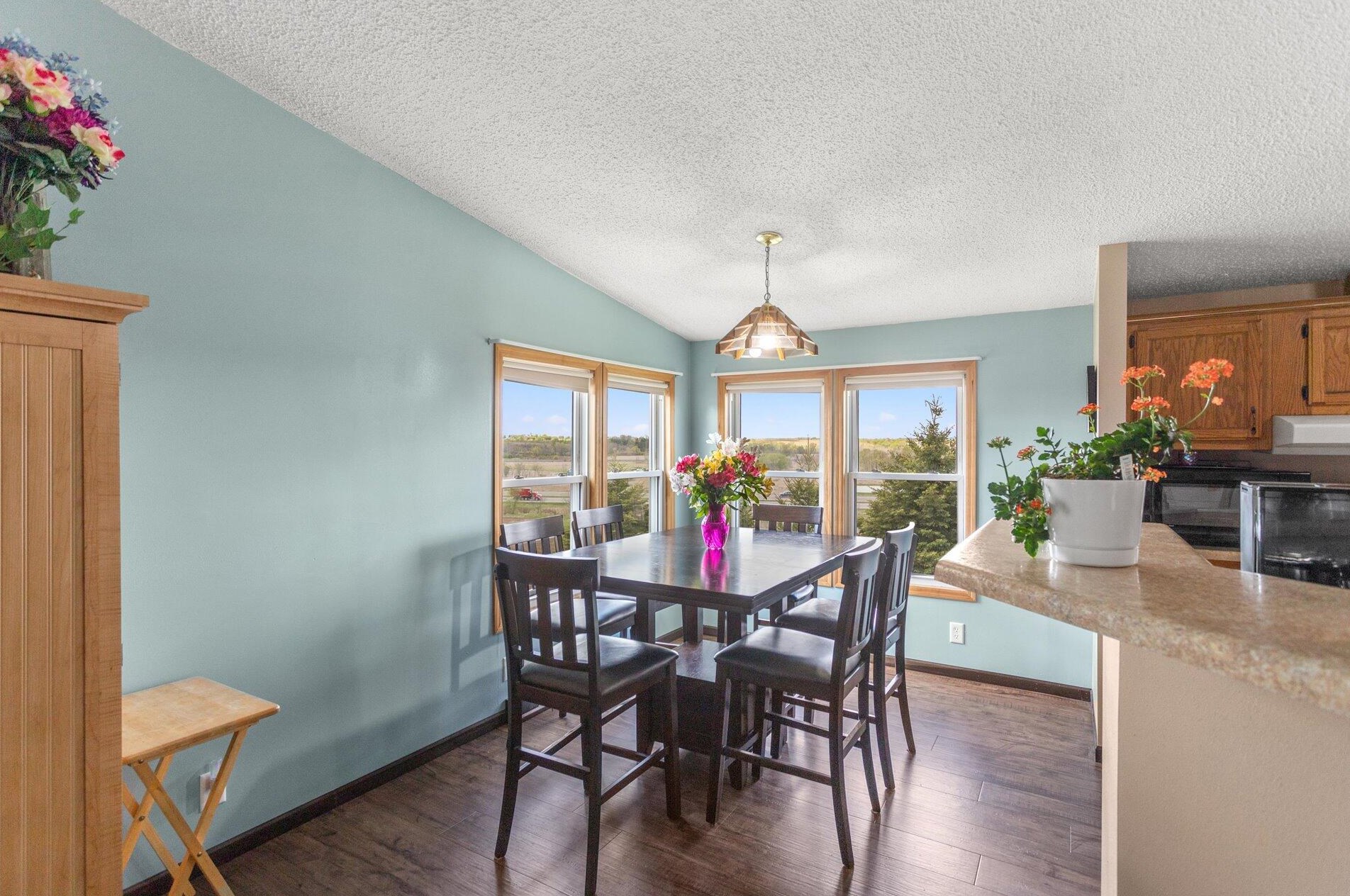 7433 Midland Dr, Allenton, WI 53002