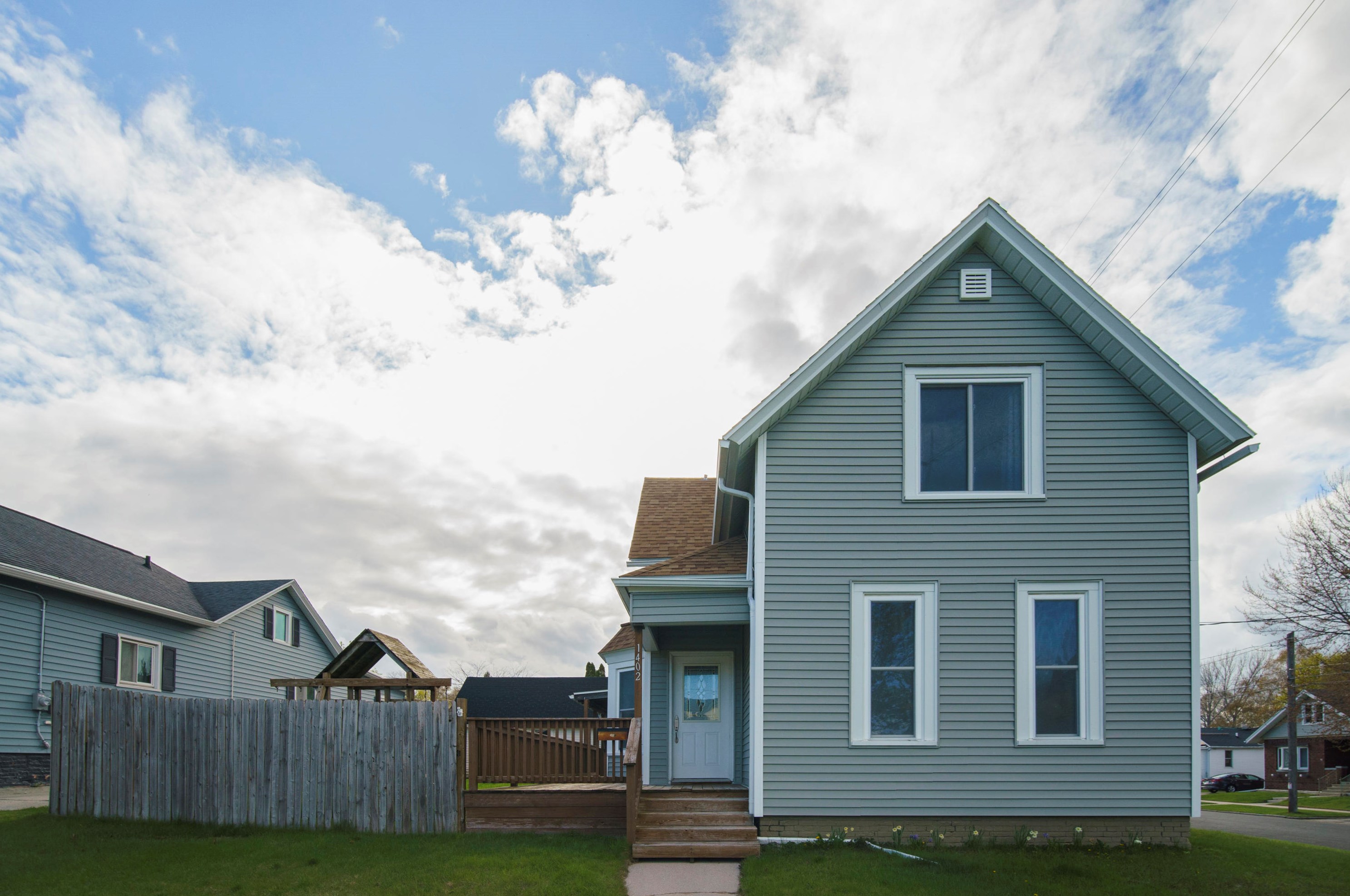 1402 S 11th St, Manitowoc, WI 54220