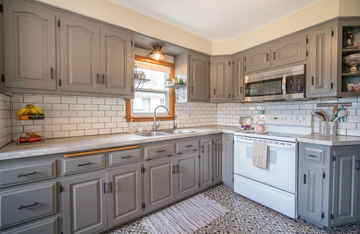 520 Roosevelt Dr, West Bend, WI 53090