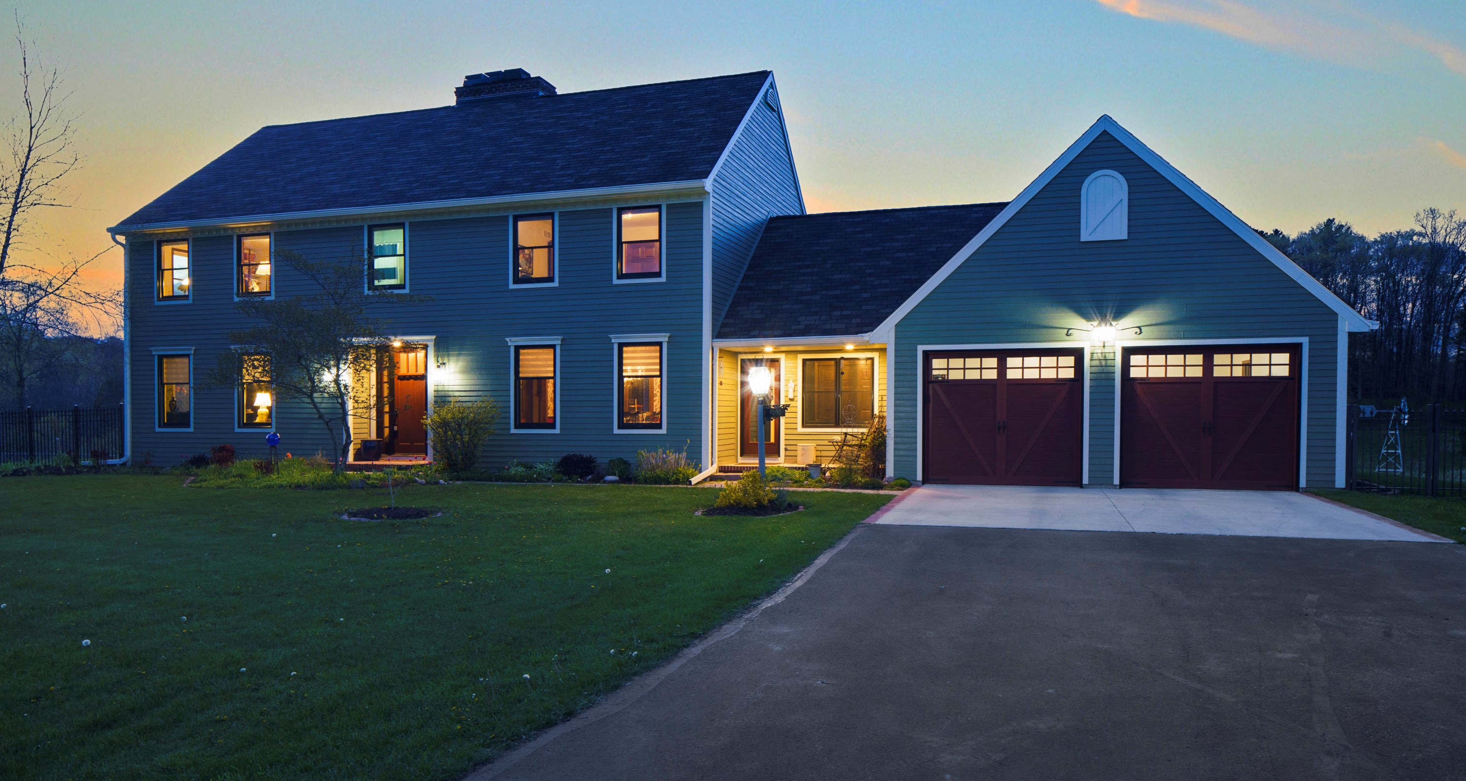 6300 Lakewood Ln, Manitowoc, WI 54220