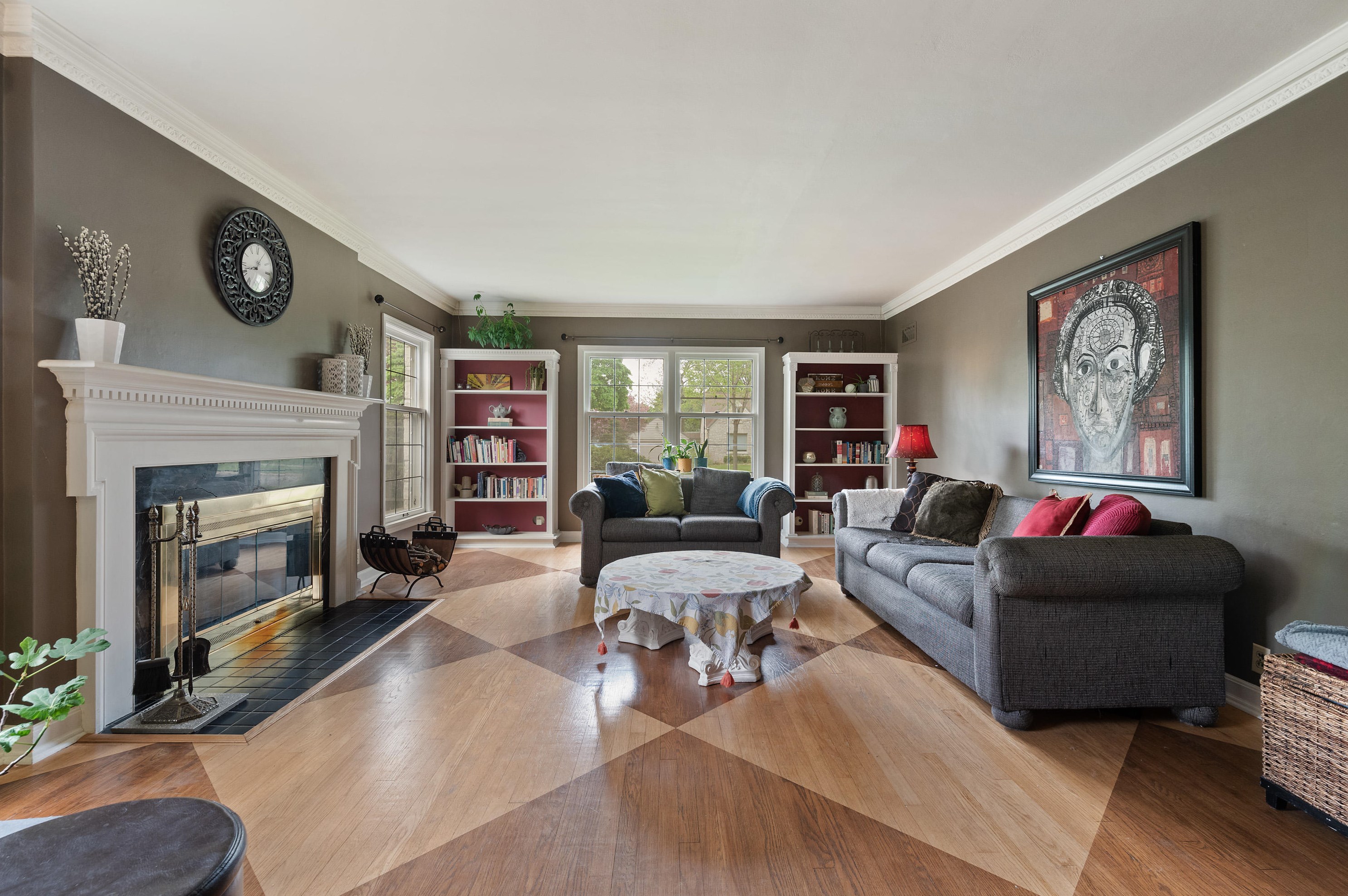 1300 Lookout Dr, Waukesha, WI 53186