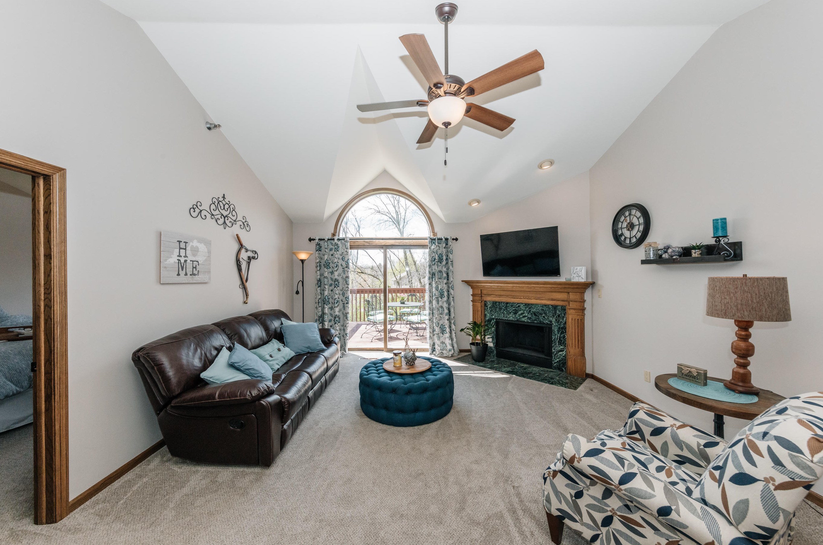 17515 Emily Ann Ct, Brookfield, WI 53045-2074