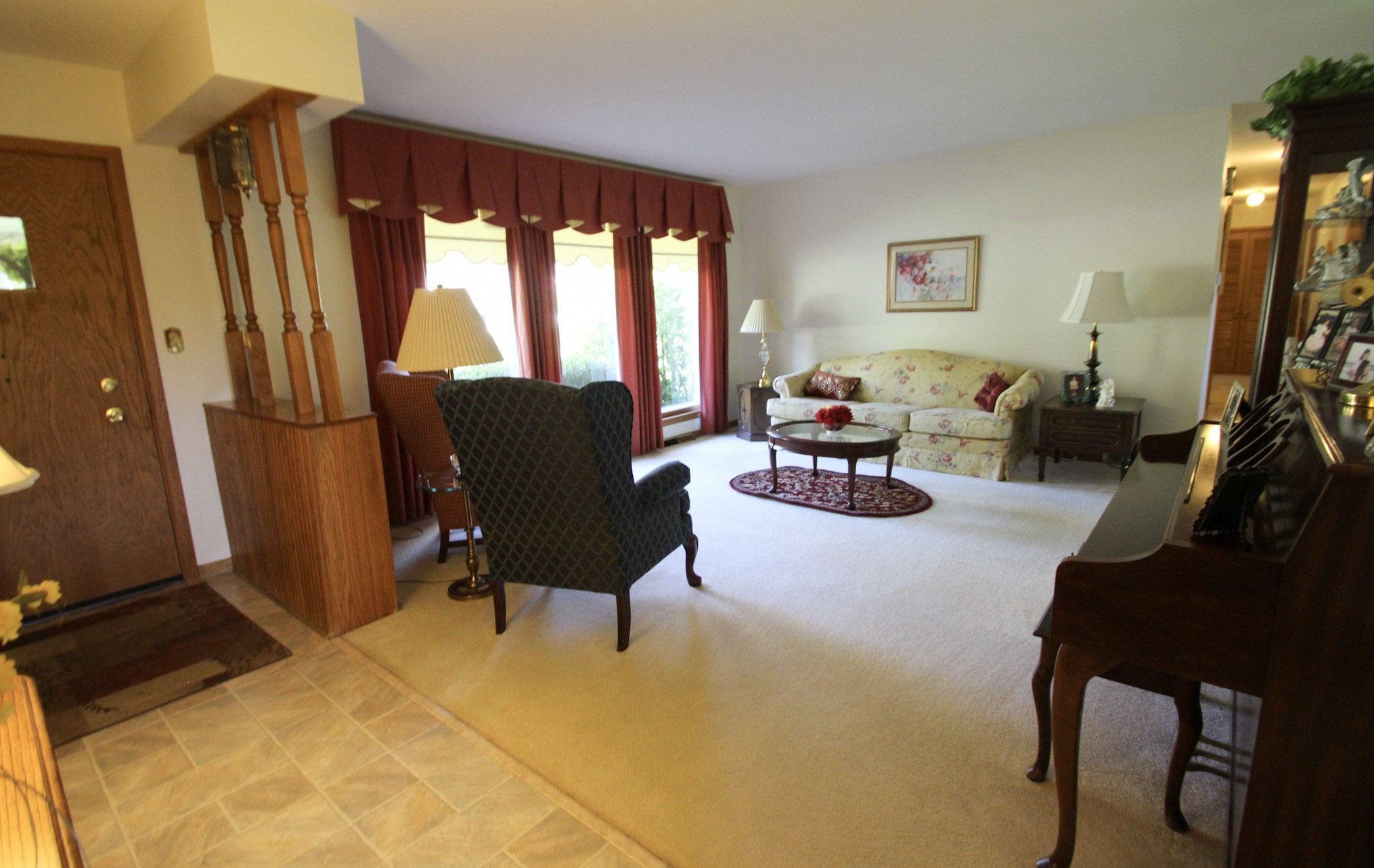 520 Catskill Rd, Waukesha, WI 53186
