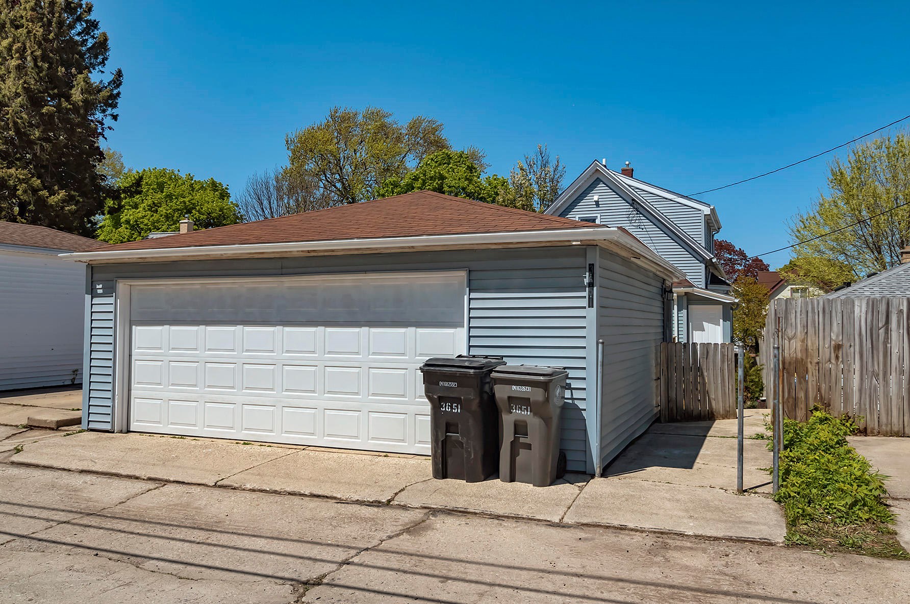 3651 Van Norman Ave, Cudahy WI  53110-1118 exterior