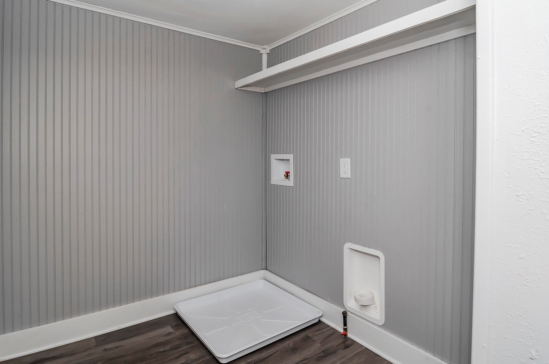 3651 Van Norman Ave, Cudahy WI  53110-1118 exterior