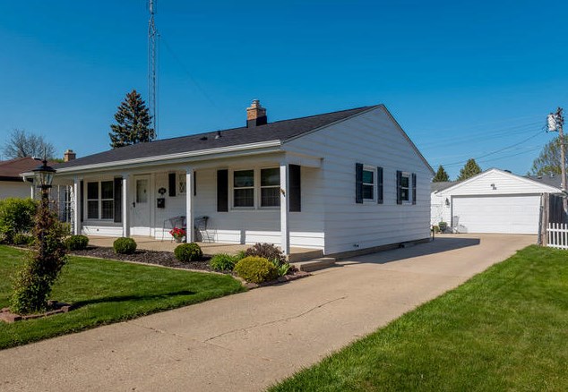 7841 47th Ave, Kenosha, WI 53142