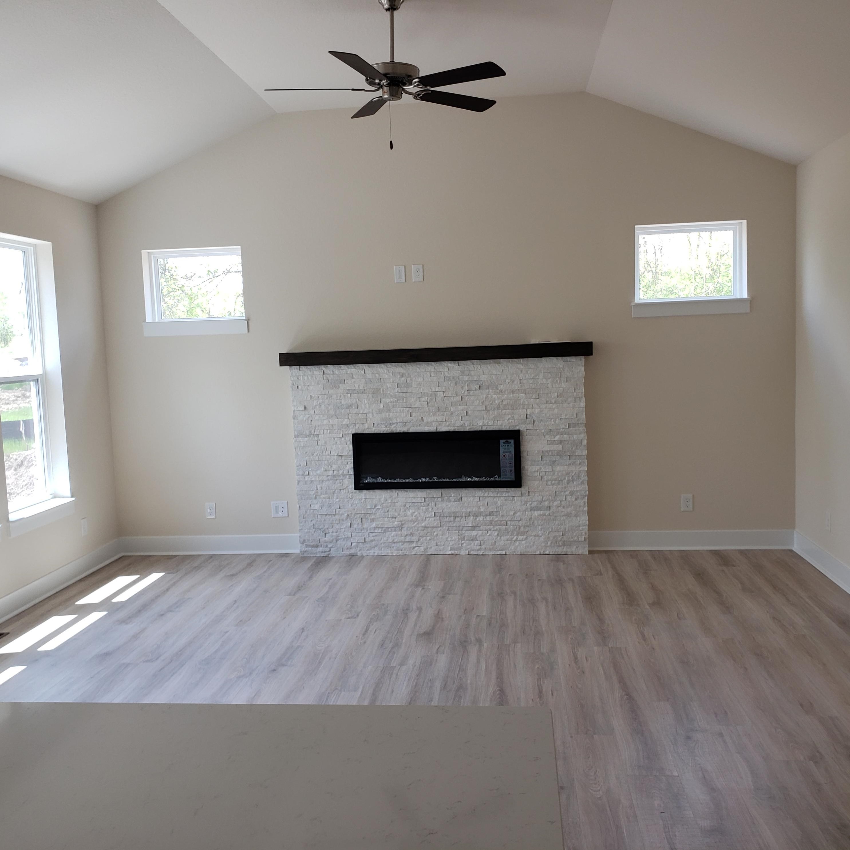 7794 Williamsburg Ct, Bristol, WI 53104