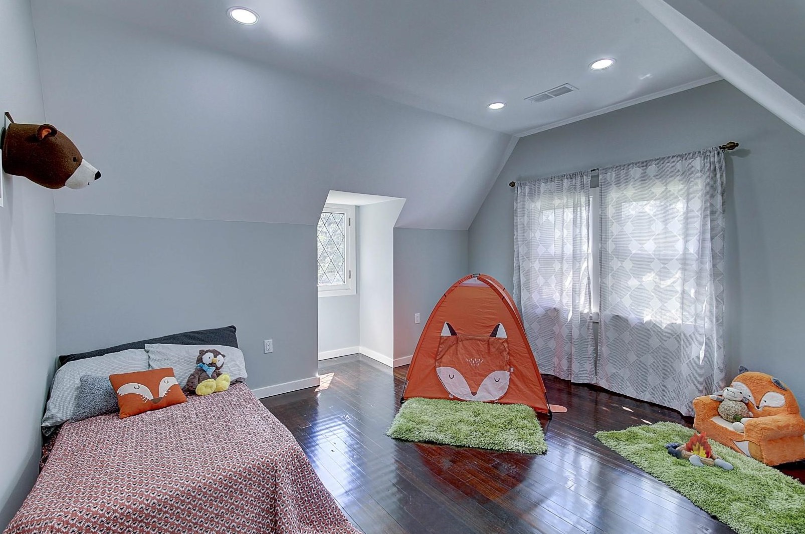 8051 37th St, Milwaukee WI  53209-1503 exterior