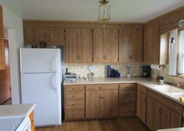 1414 S 22nd St, Manitowoc, WI 54220
