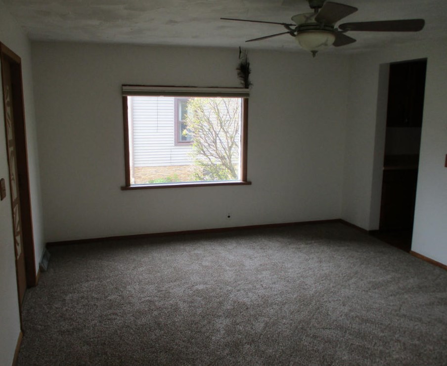 1612 S 8th St, Sheboygan, WI 53081