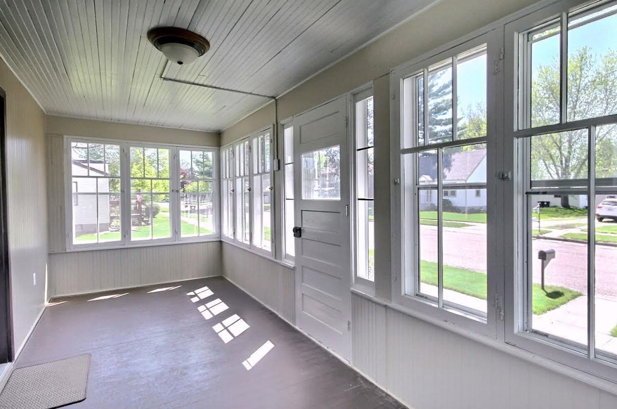 345 Van Ness St N, West Salem, WI 54669